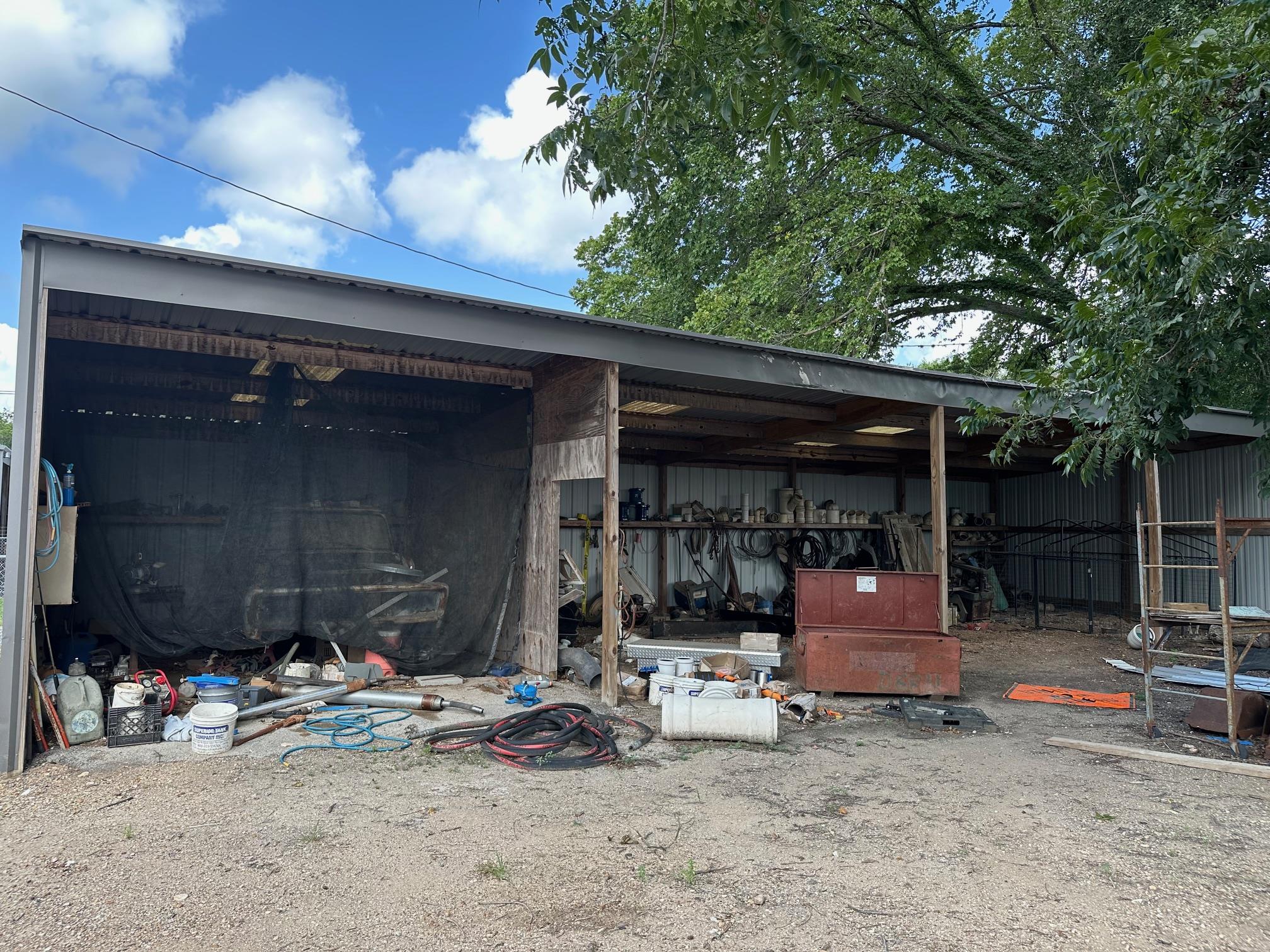 324 W La Fayette St, La Grange, TX 78945