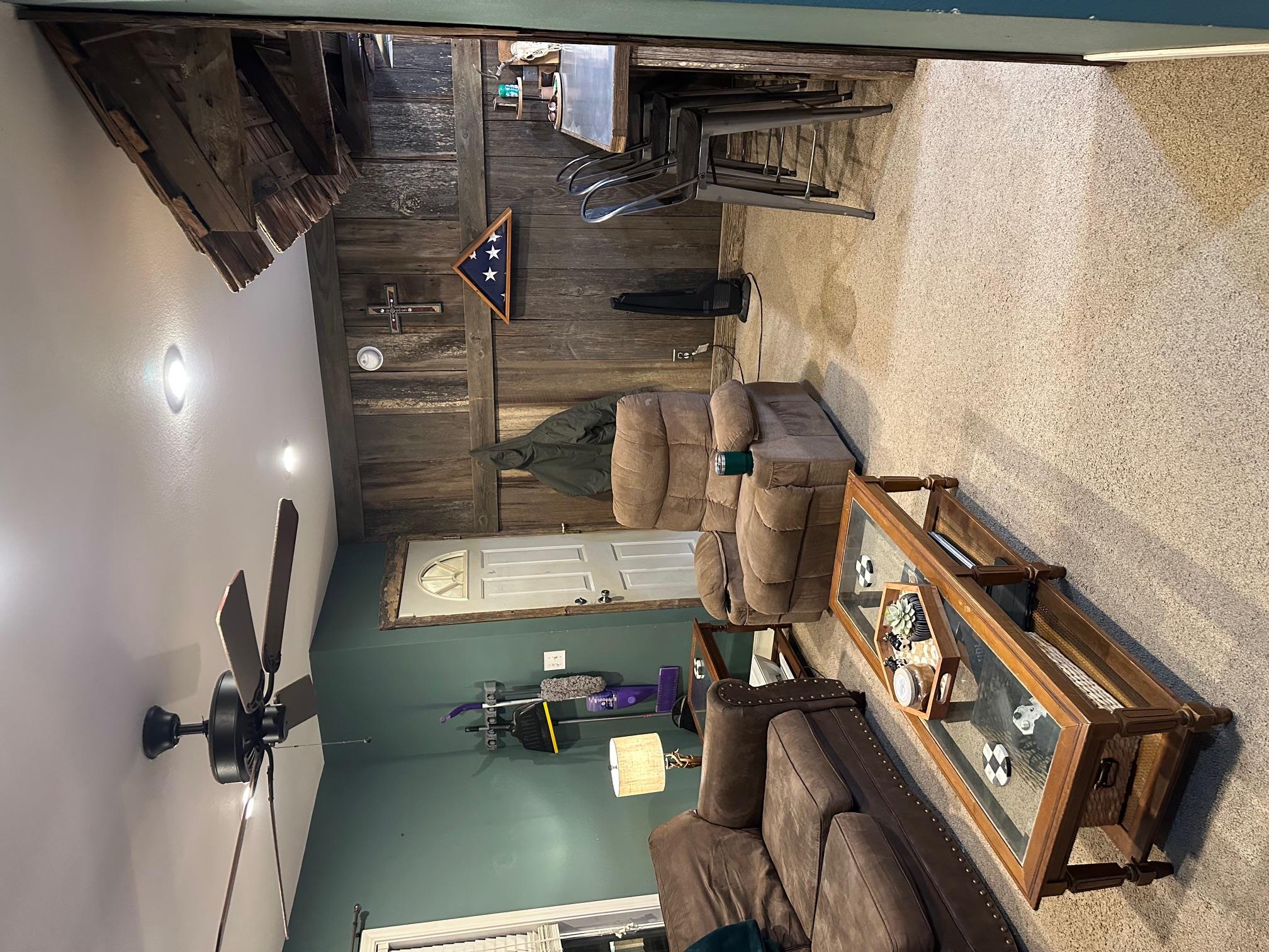 324 W La Fayette St, La Grange, TX 78945