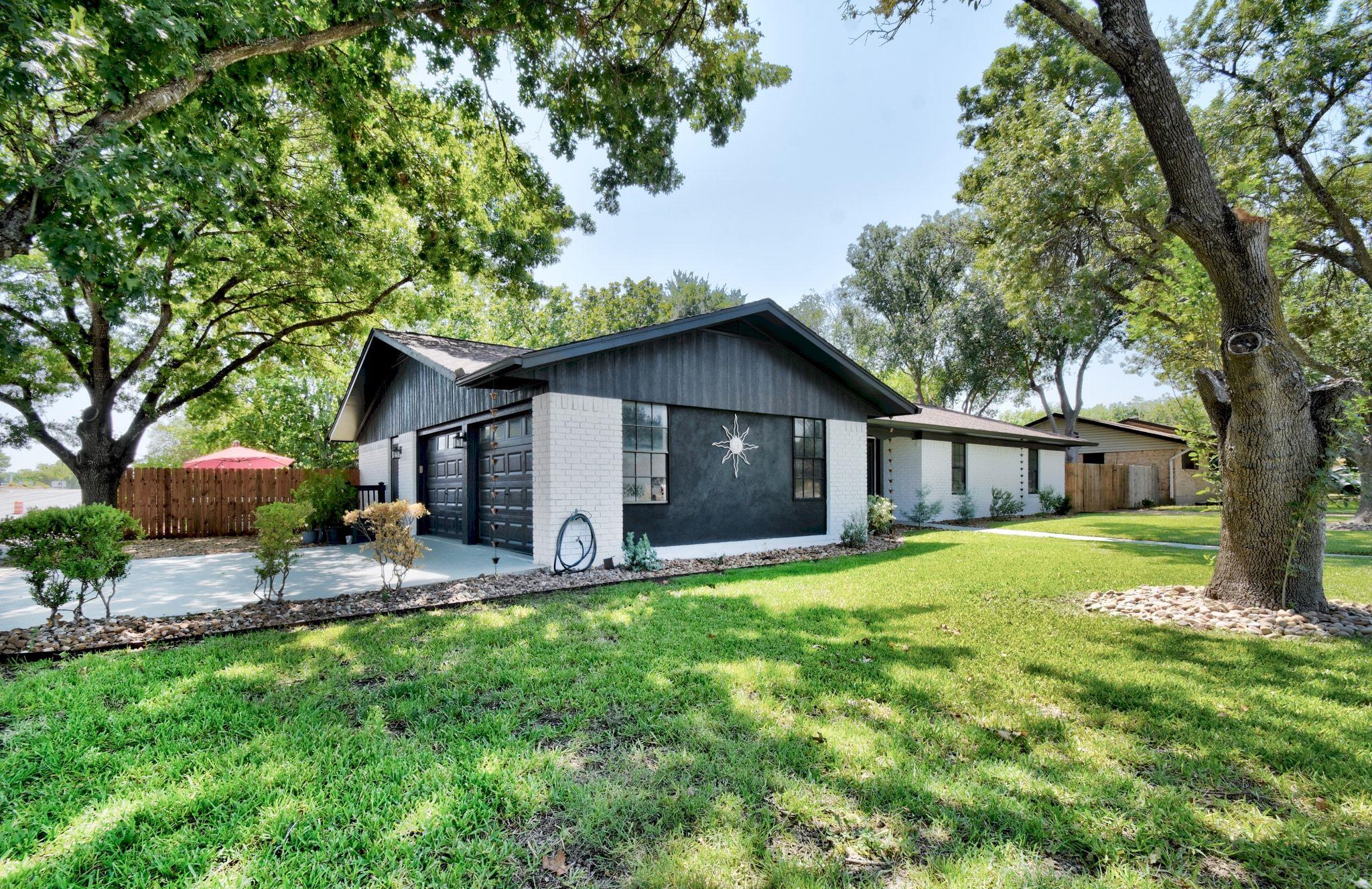 1107 Gardenia Dr, New Braunfels, TX 78130