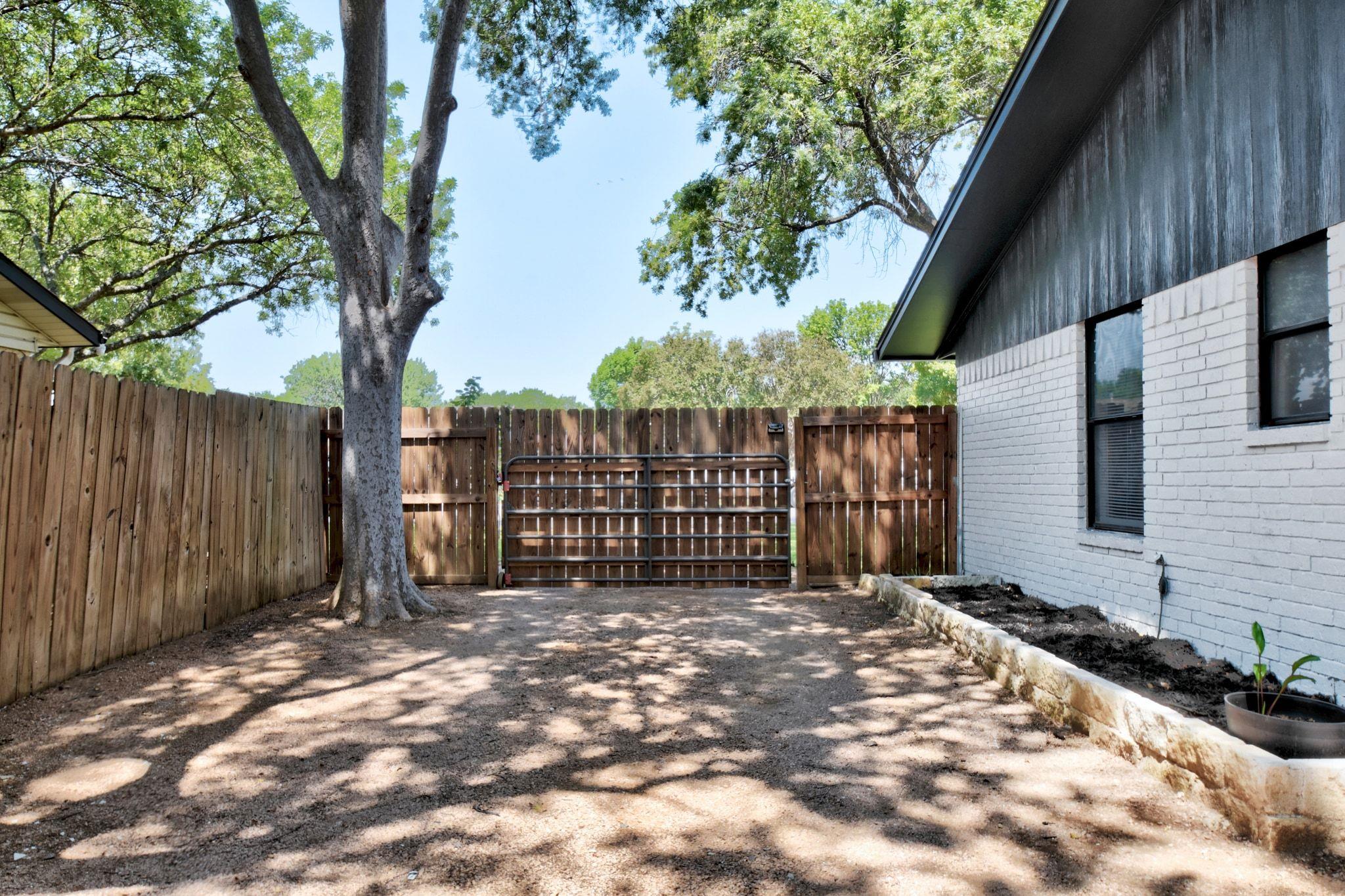 1107 Gardenia Dr, New Braunfels, TX 78130