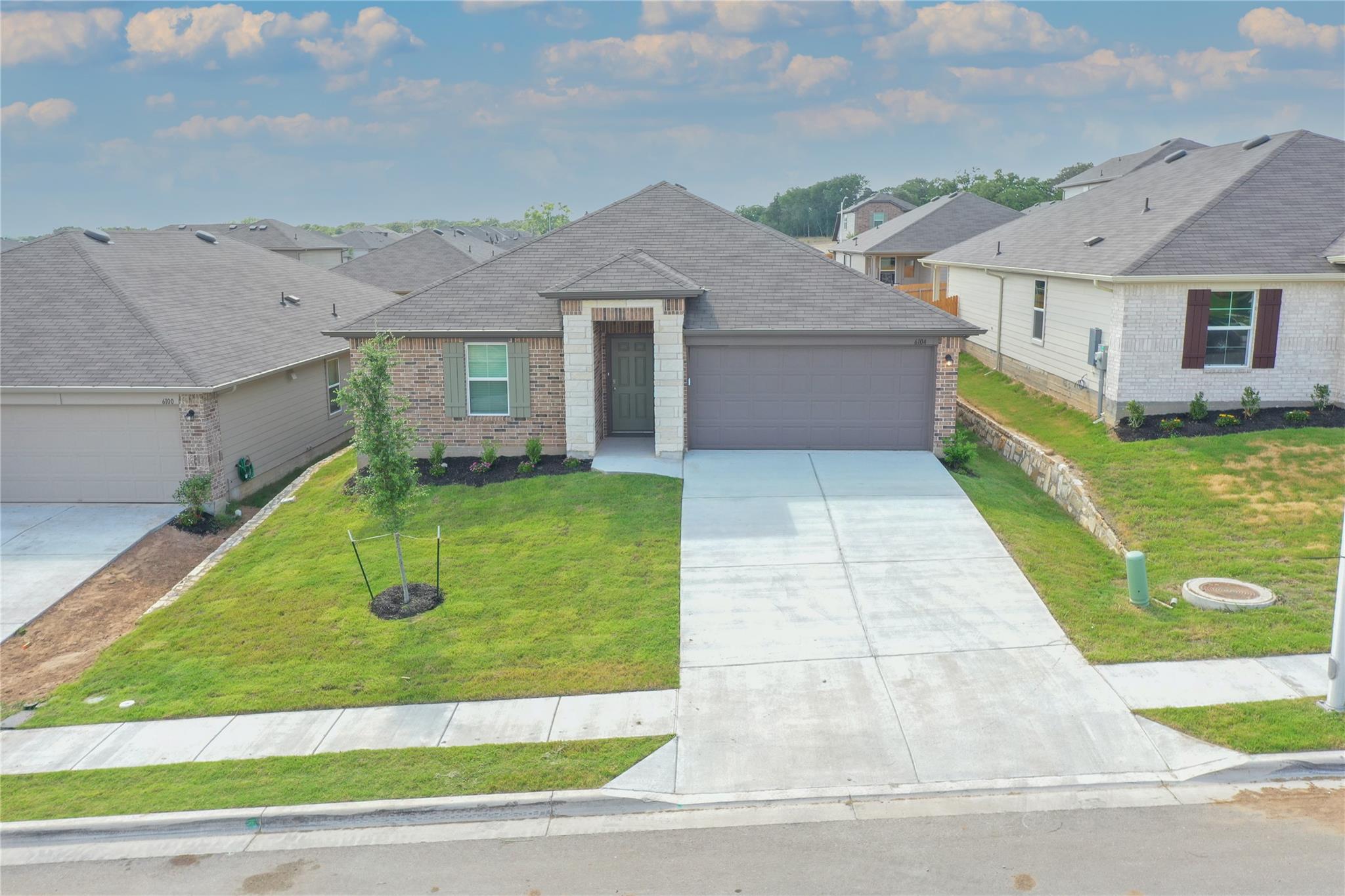 6104 Brampton Ln, Austin, TX 78724