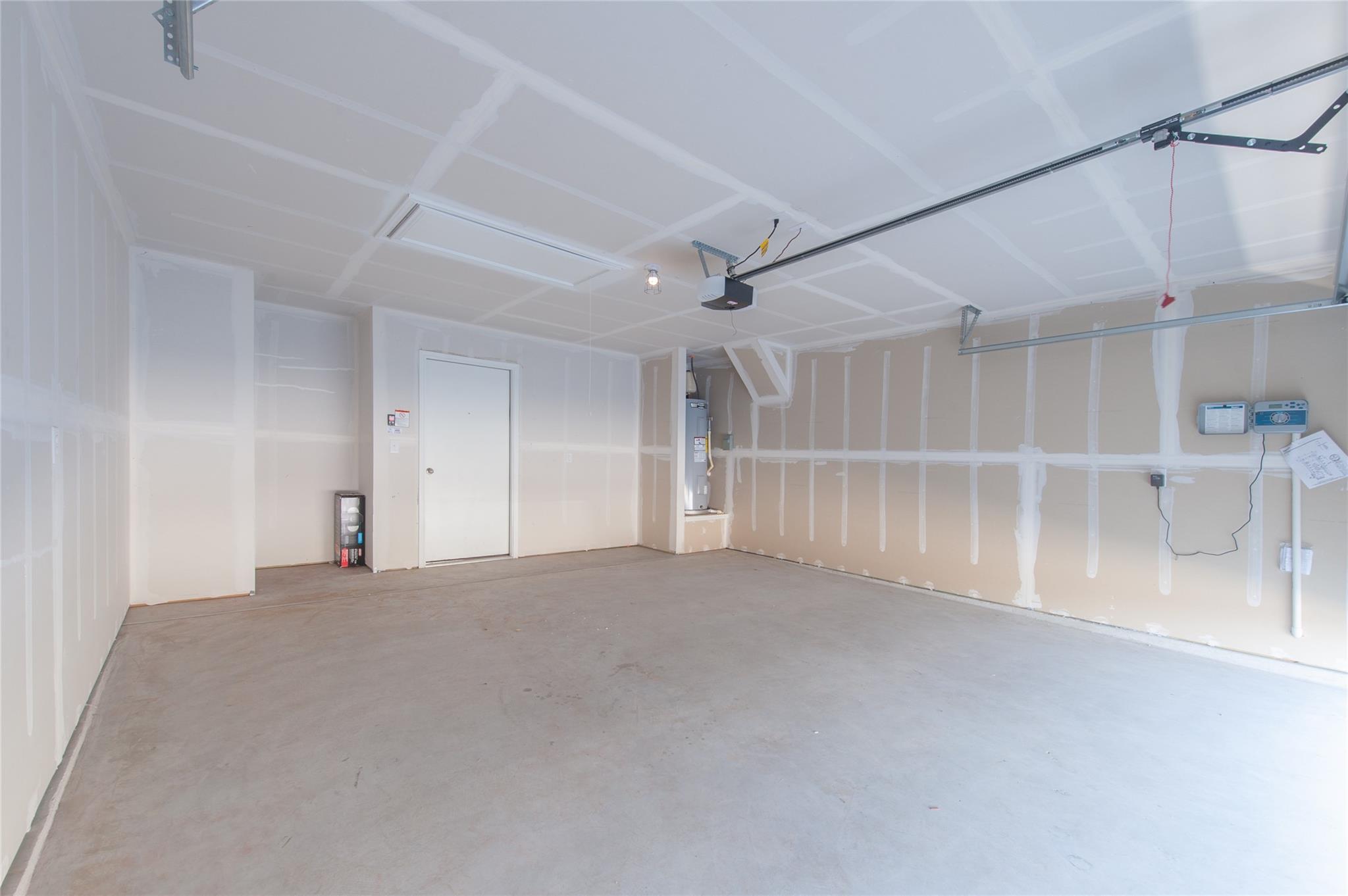 6104 Brampton Ln, Austin, TX 78724