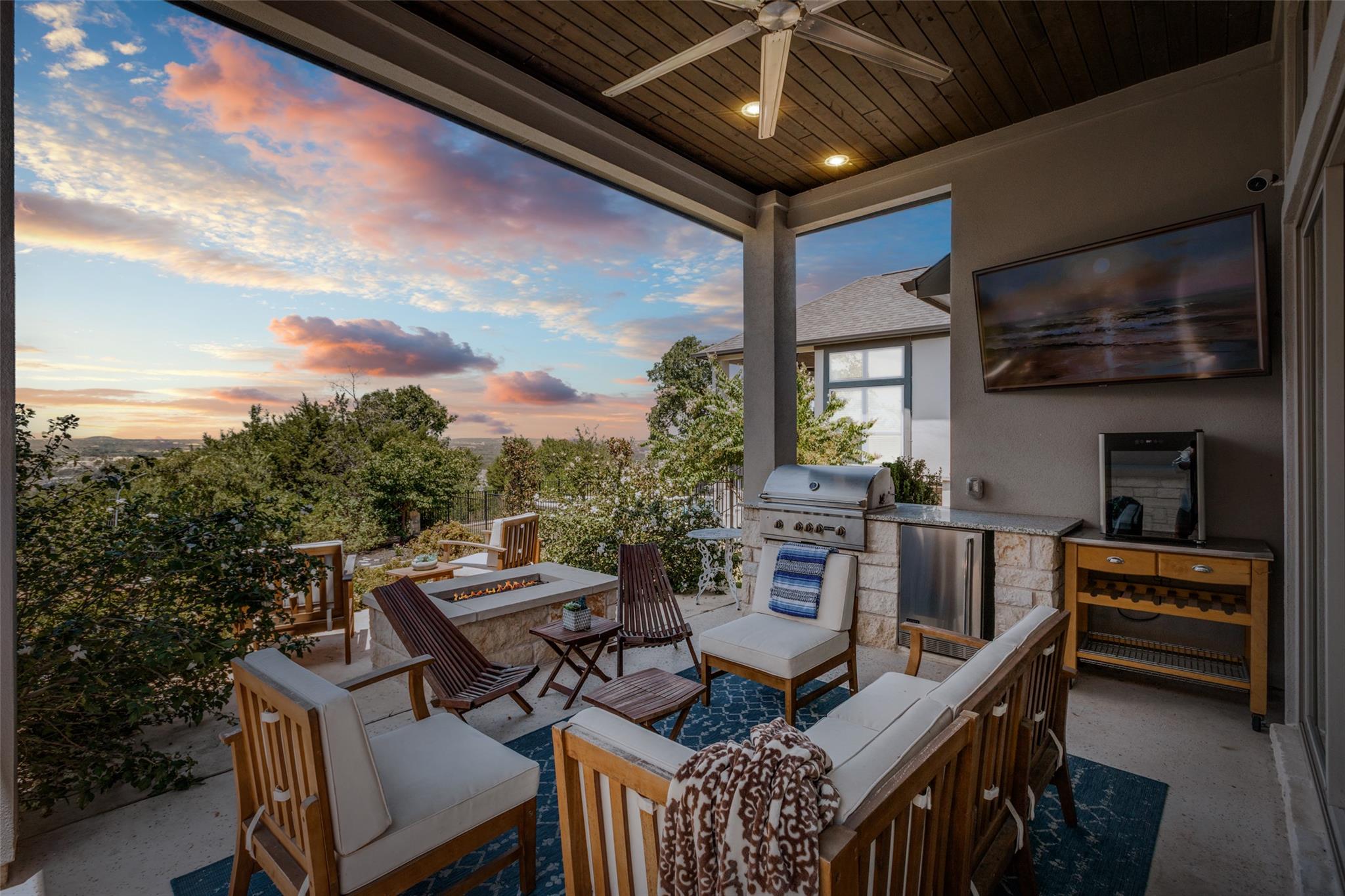 765 Faith Dr, Liberty Hill, TX 78642