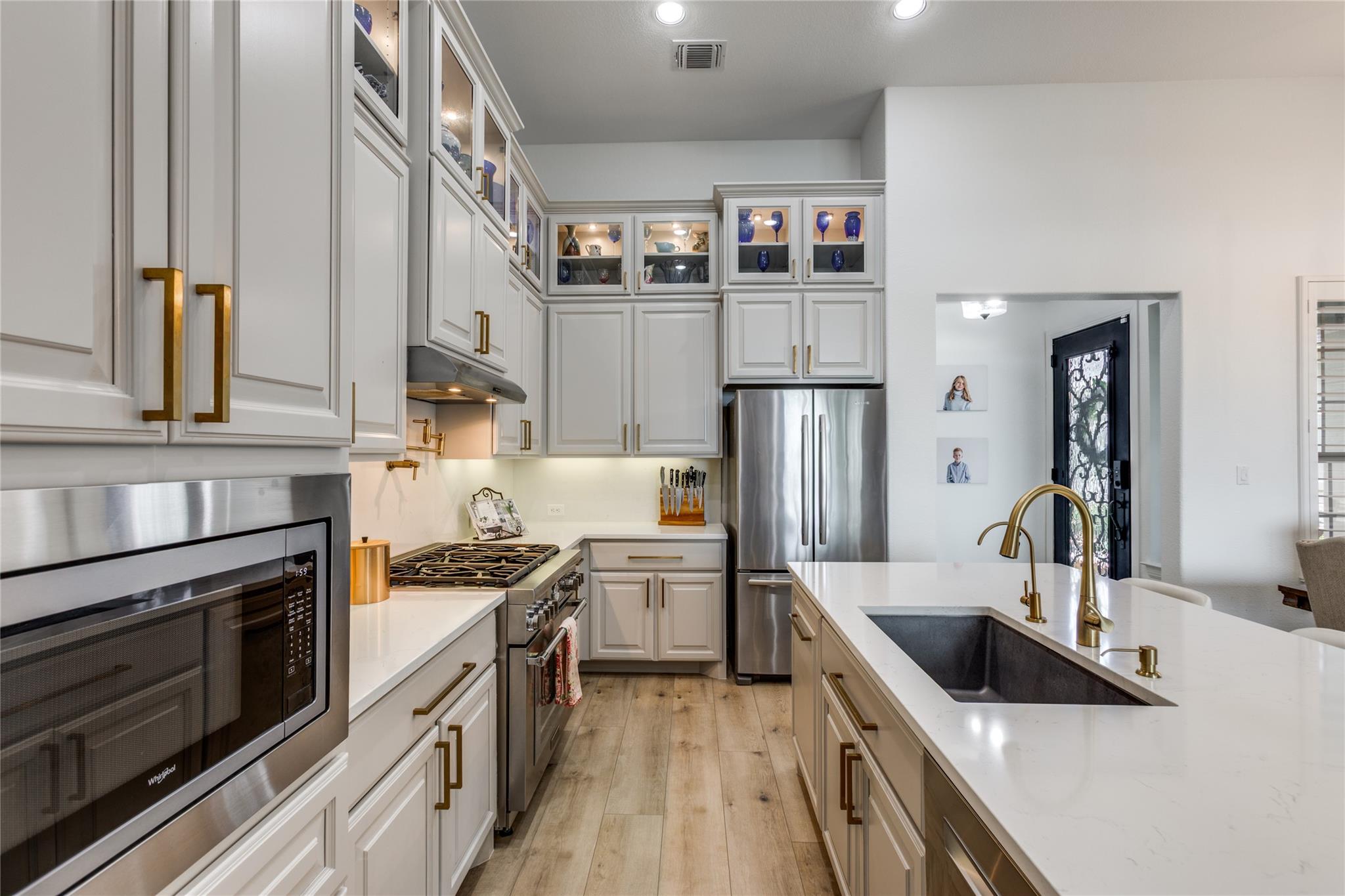 765 Faith Dr, Liberty Hill, TX 78642