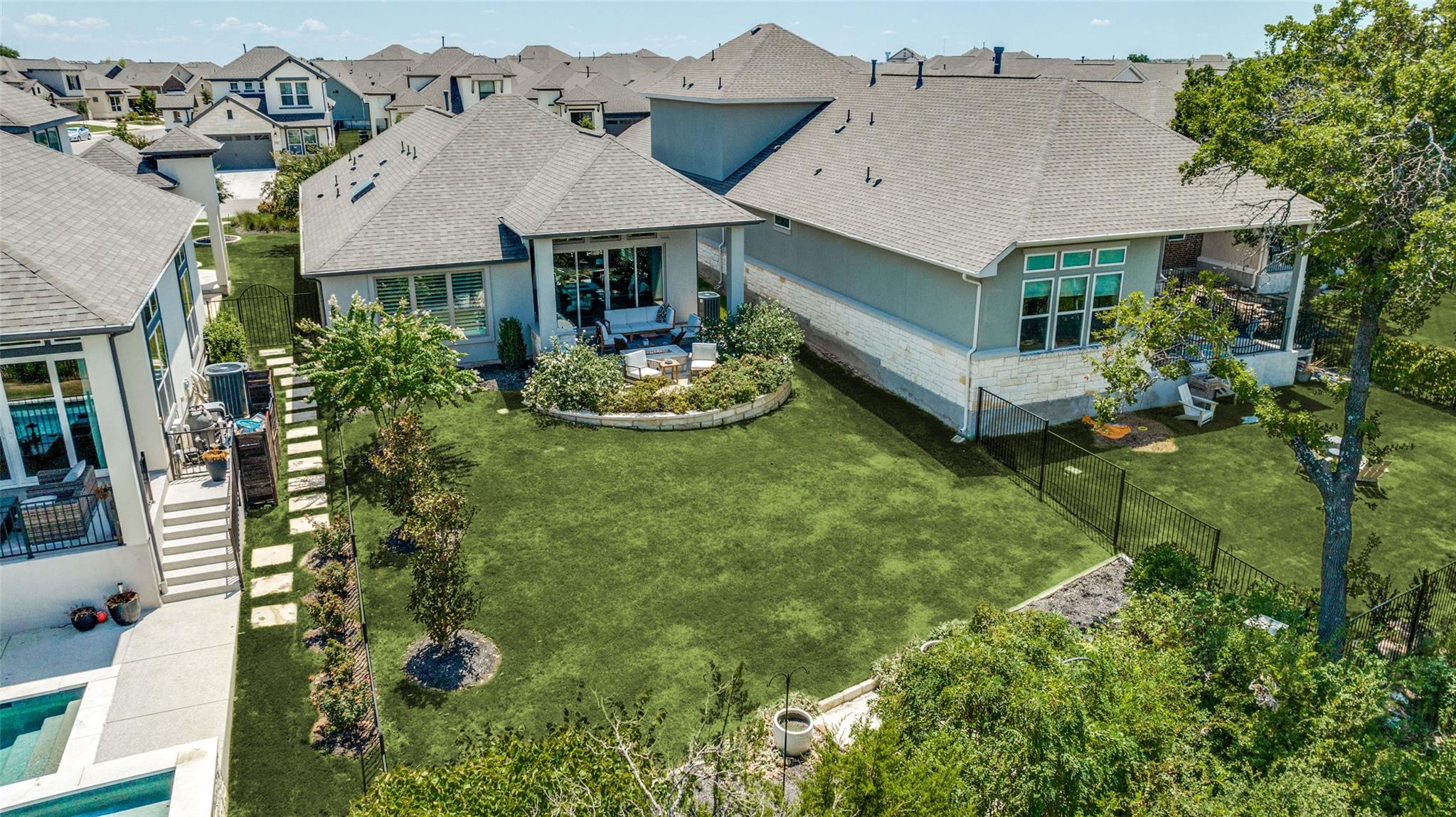 765 Faith Dr, Liberty Hill, TX 78642