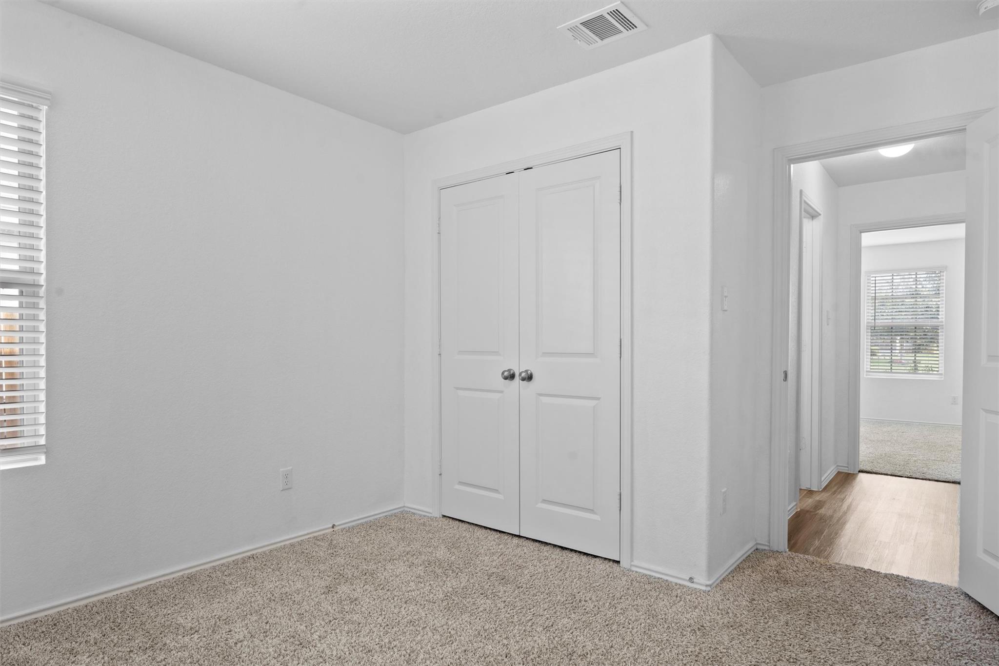 225 Greatest Gift Way, Jarrell, TX 76537