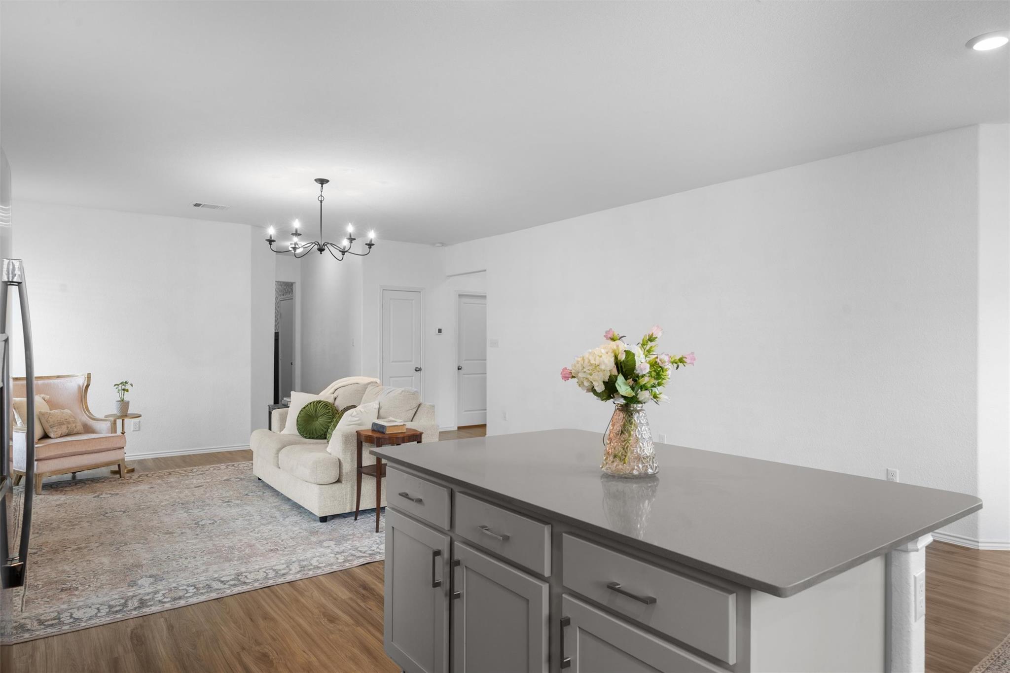 225 Greatest Gift Way, Jarrell, TX 76537