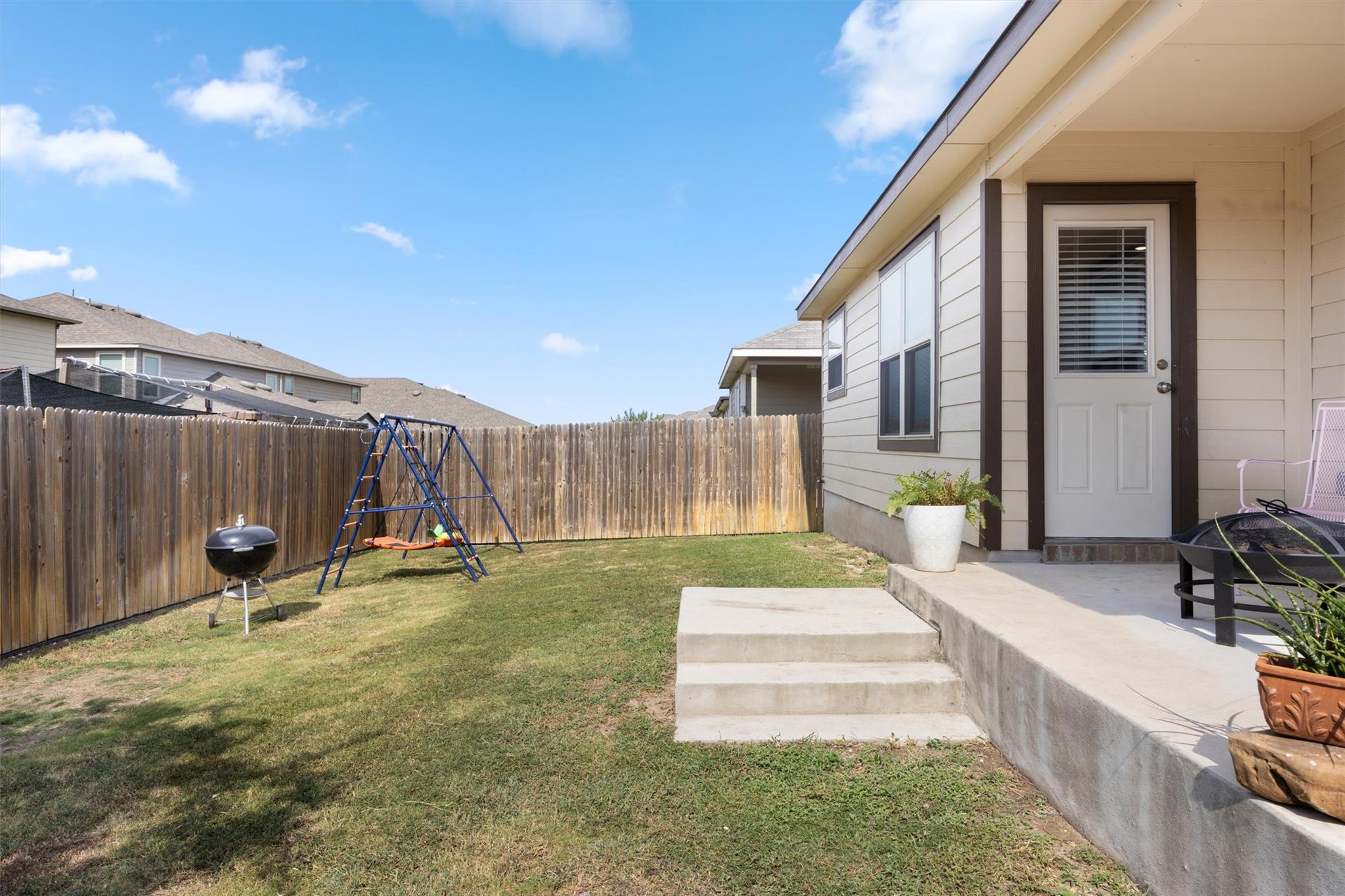 225 Greatest Gift Way, Jarrell, TX 76537