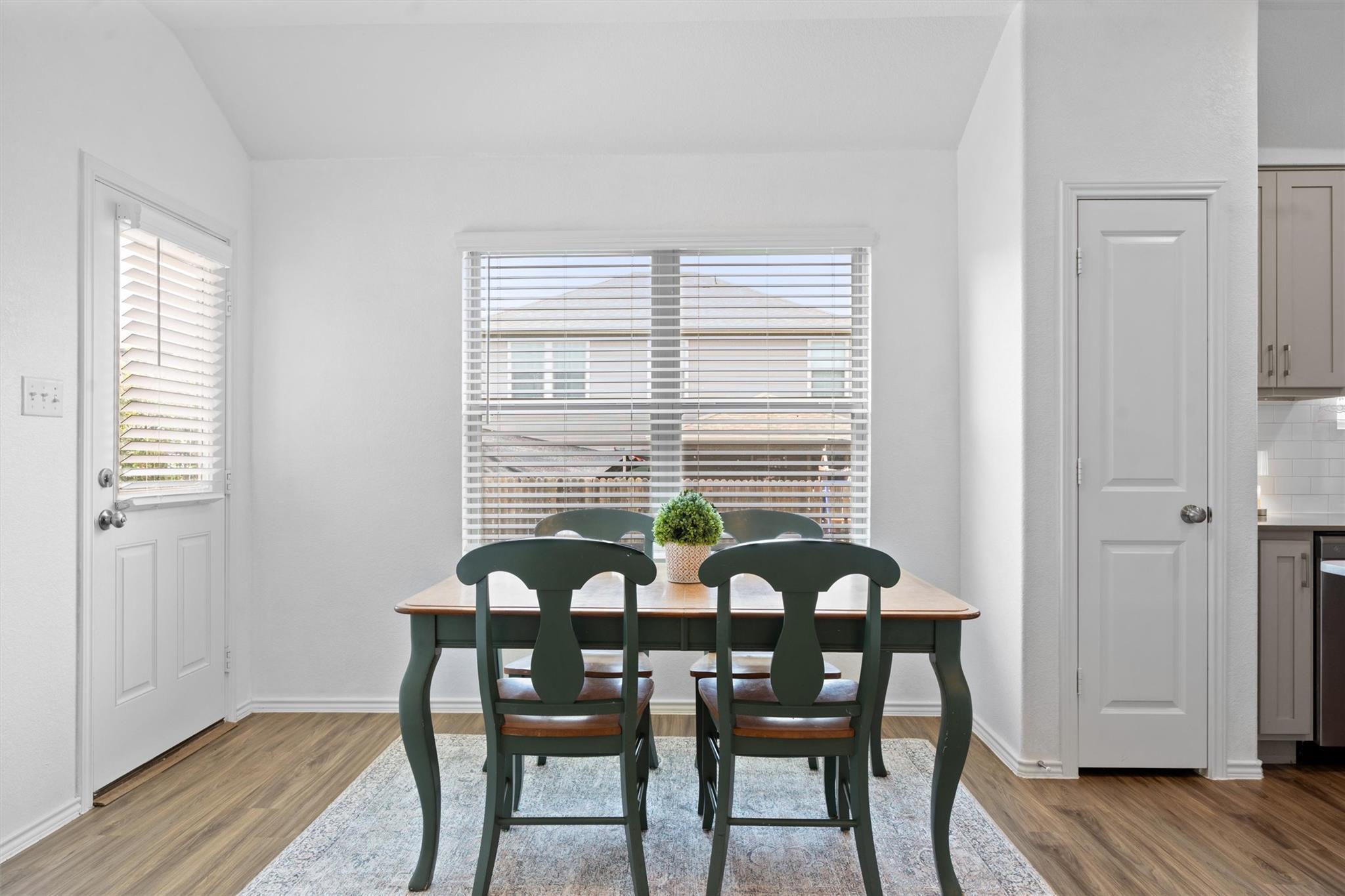 225 Greatest Gift Way, Jarrell, TX 76537