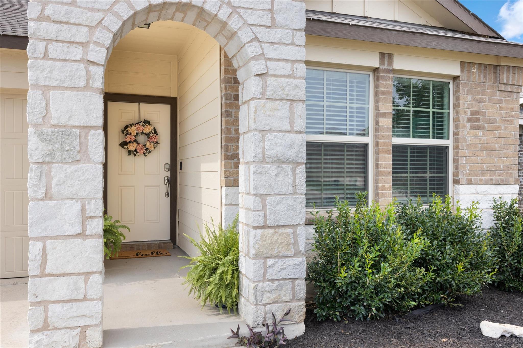 225 Greatest Gift Way, Jarrell, TX 76537