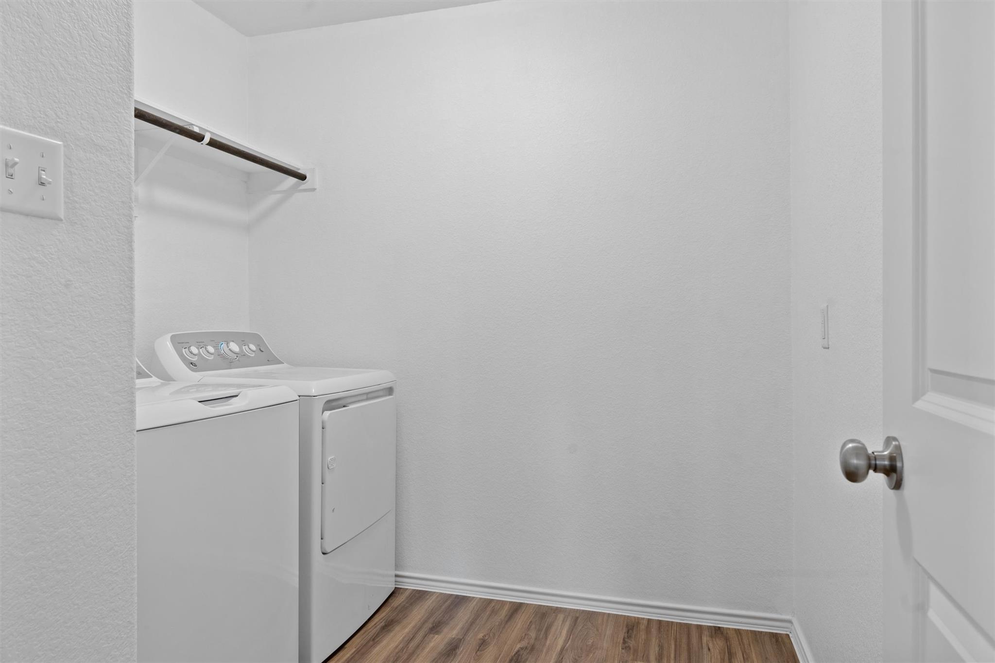 225 Greatest Gift Way, Jarrell, TX 76537