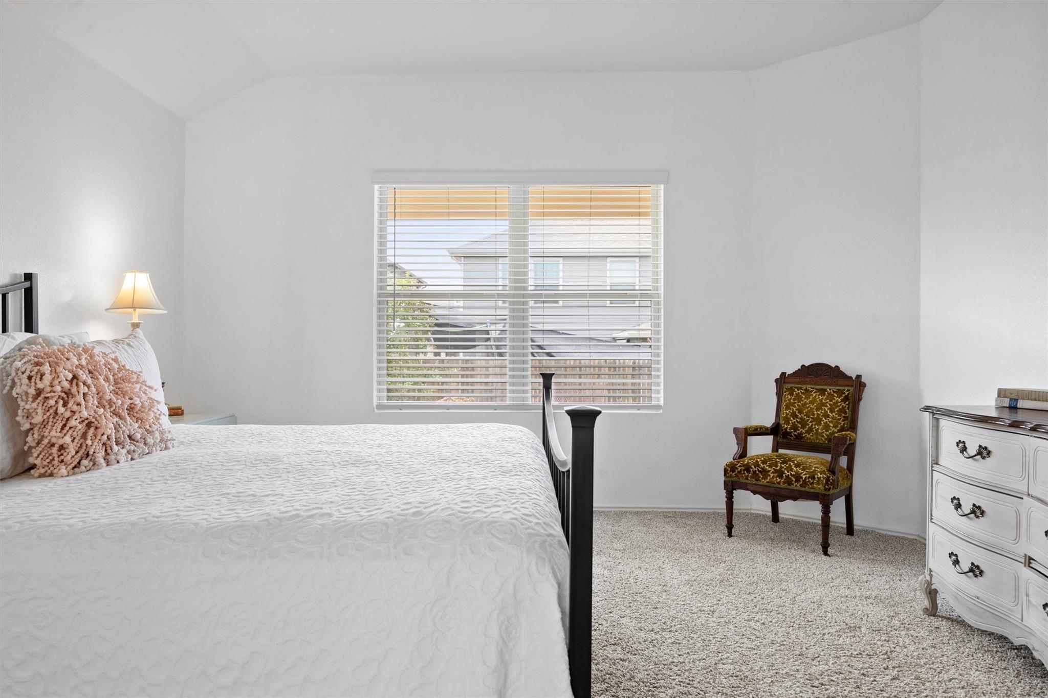 225 Greatest Gift Way, Jarrell, TX 76537