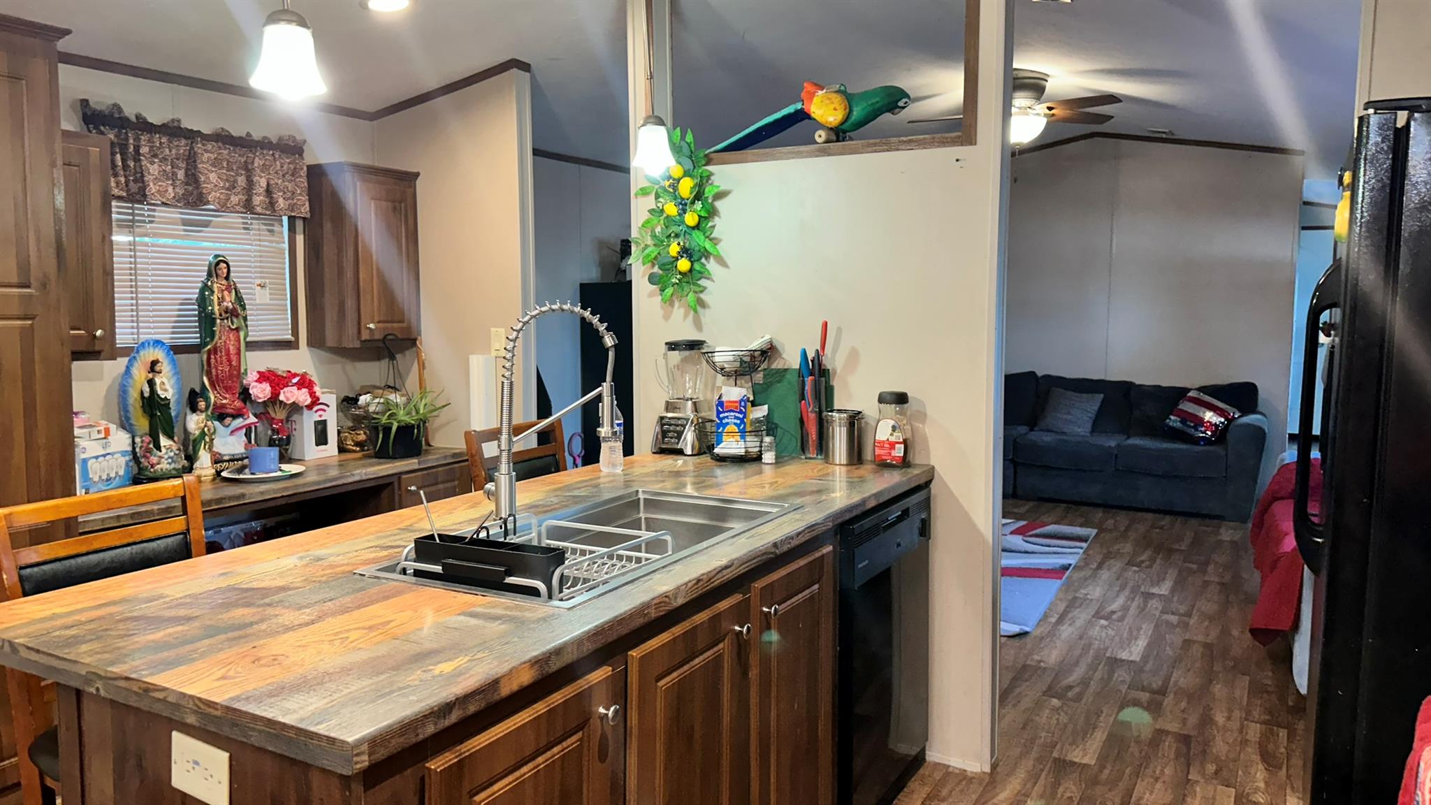 151 Pink Dahlia Dr, Dale, TX 78616