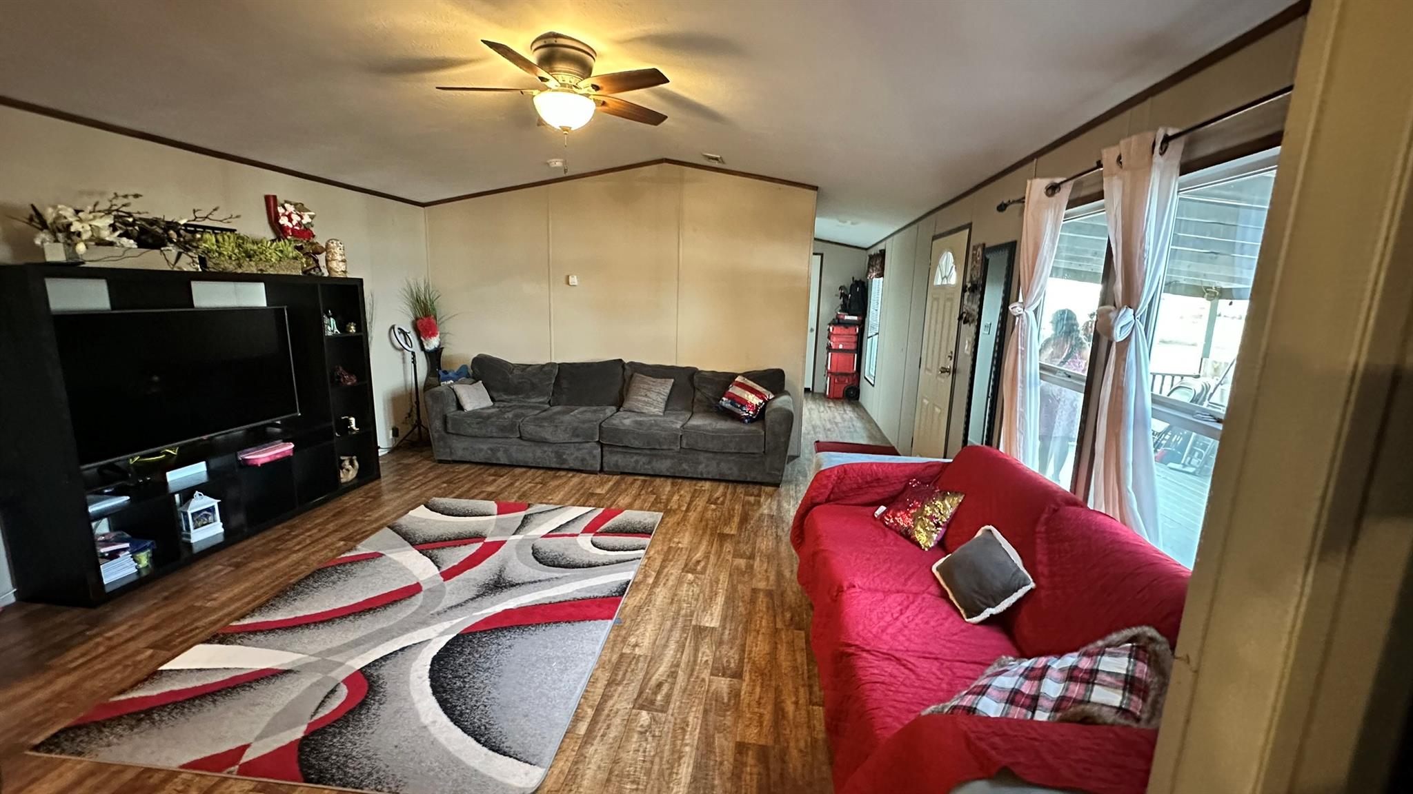 151 Pink Dahlia Dr, Dale, TX 78616