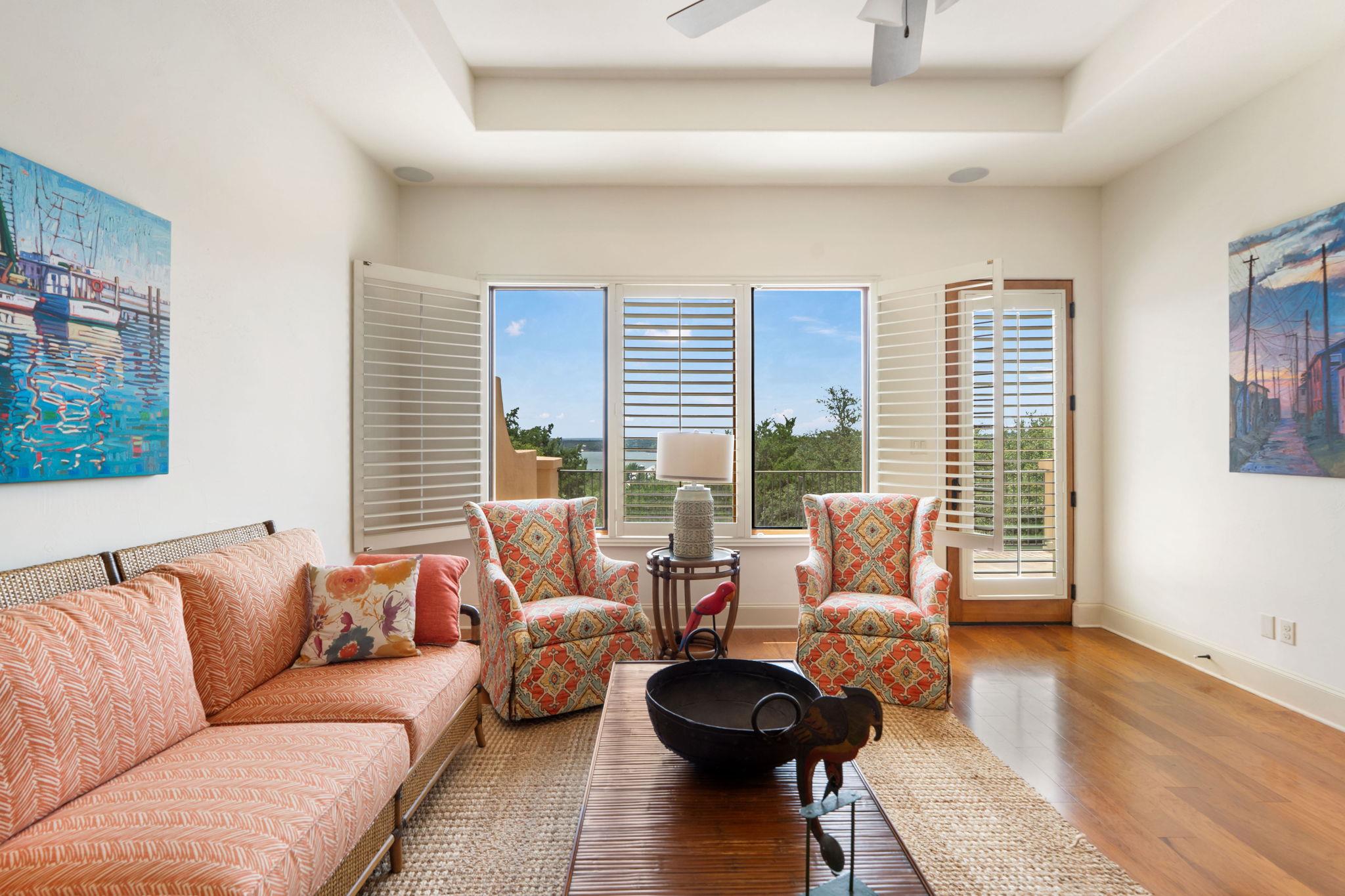 17701 Navigation Ln, Lago Vista, TX 78645