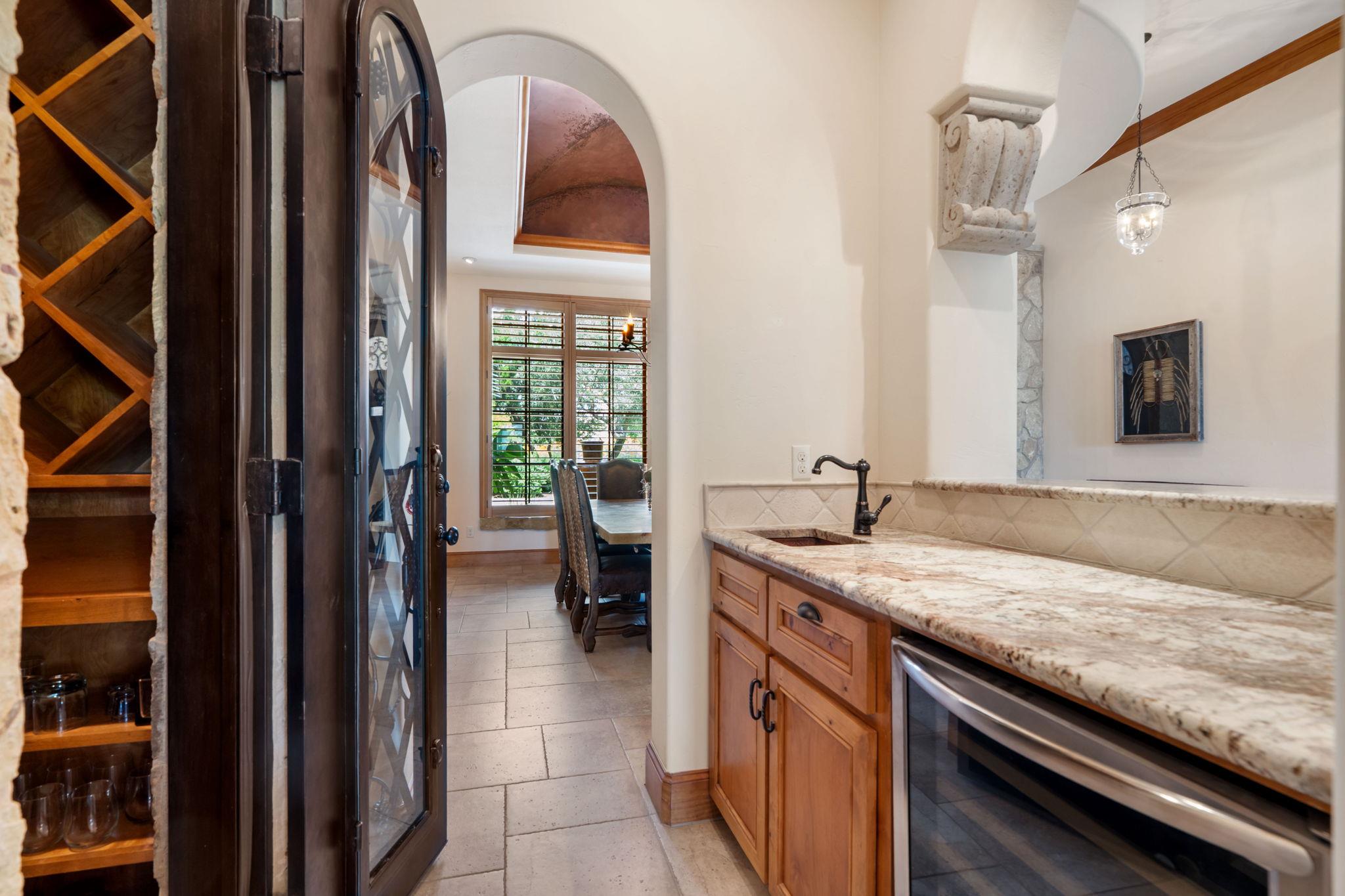 17701 Navigation Ln, Lago Vista, TX 78645