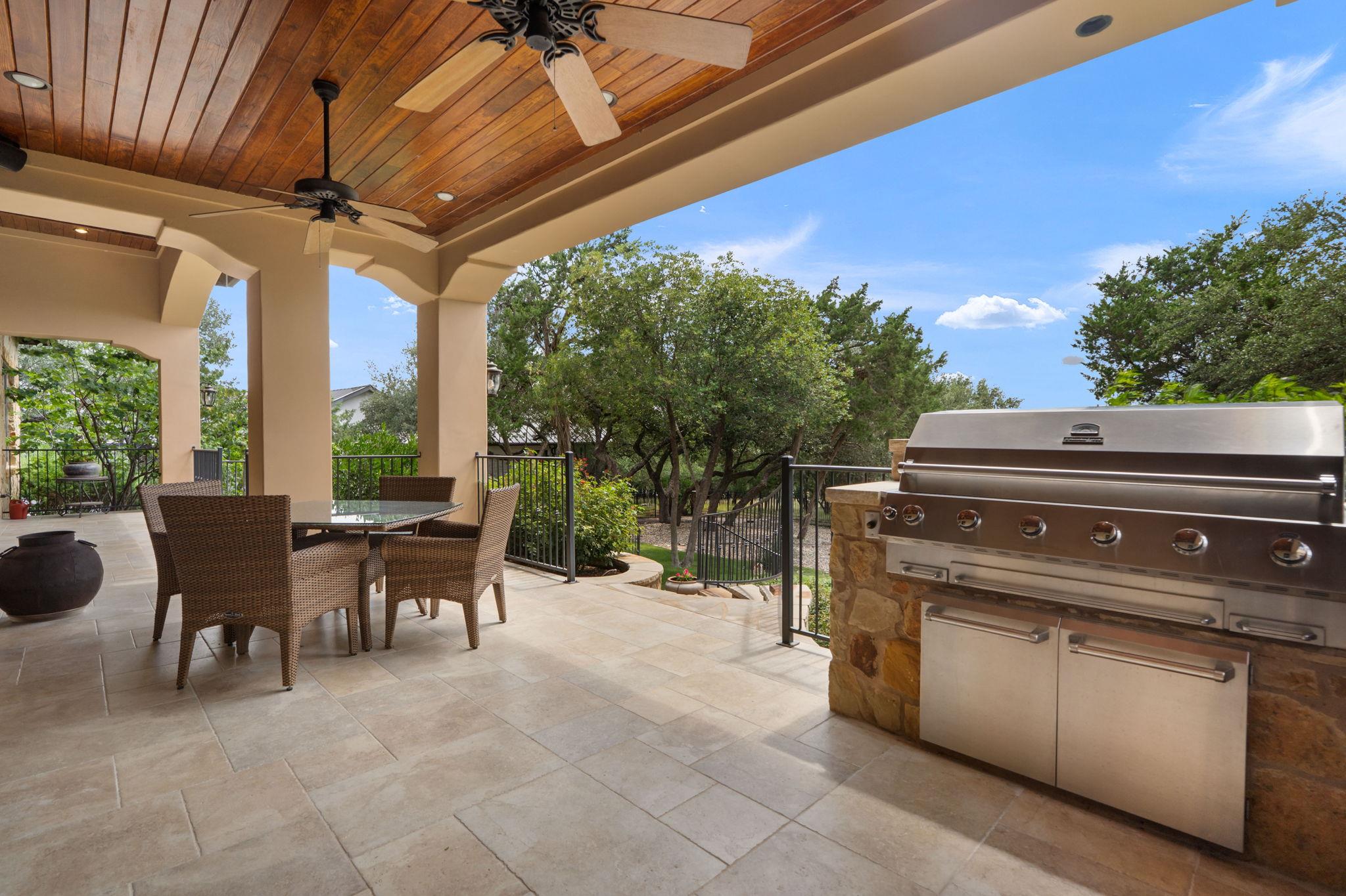 17701 Navigation Ln, Lago Vista, TX 78645