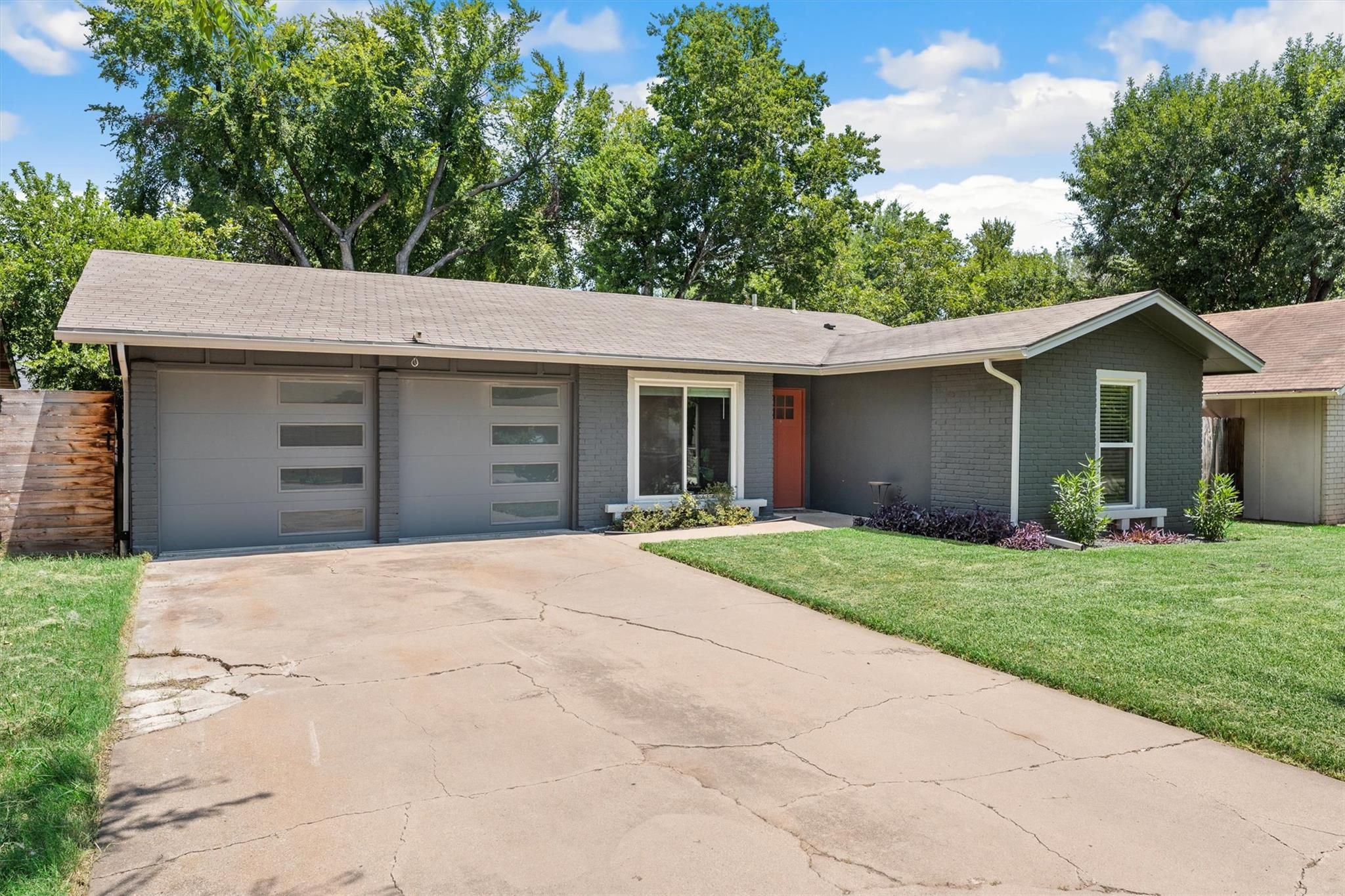 4412 Dovemeadow Dr, Austin, TX 78744