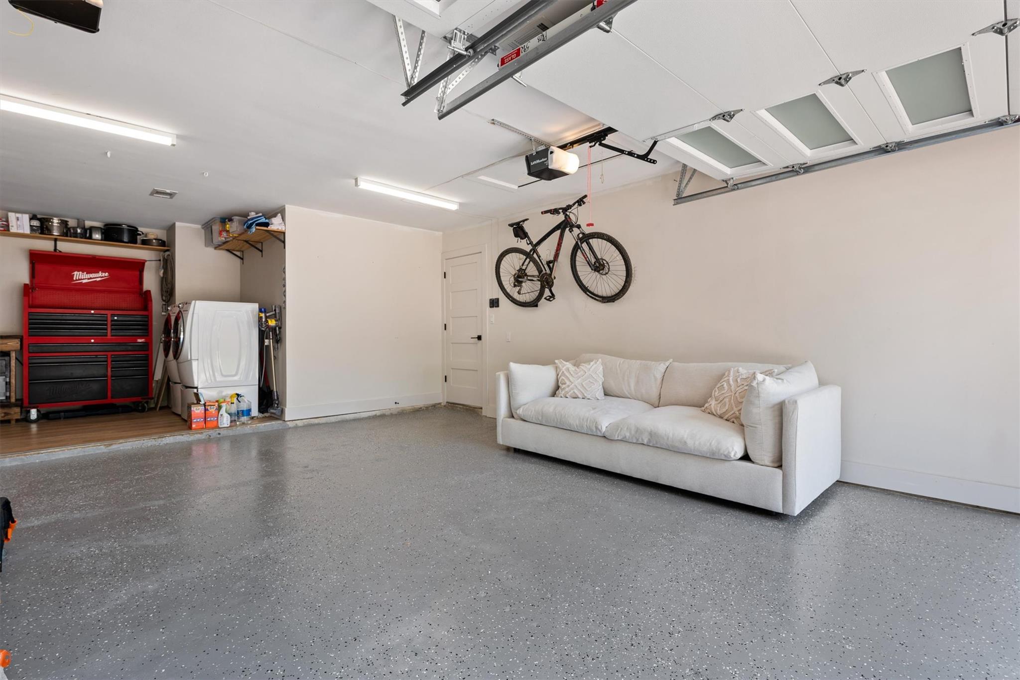 4412 Dovemeadow Dr, Austin, TX 78744