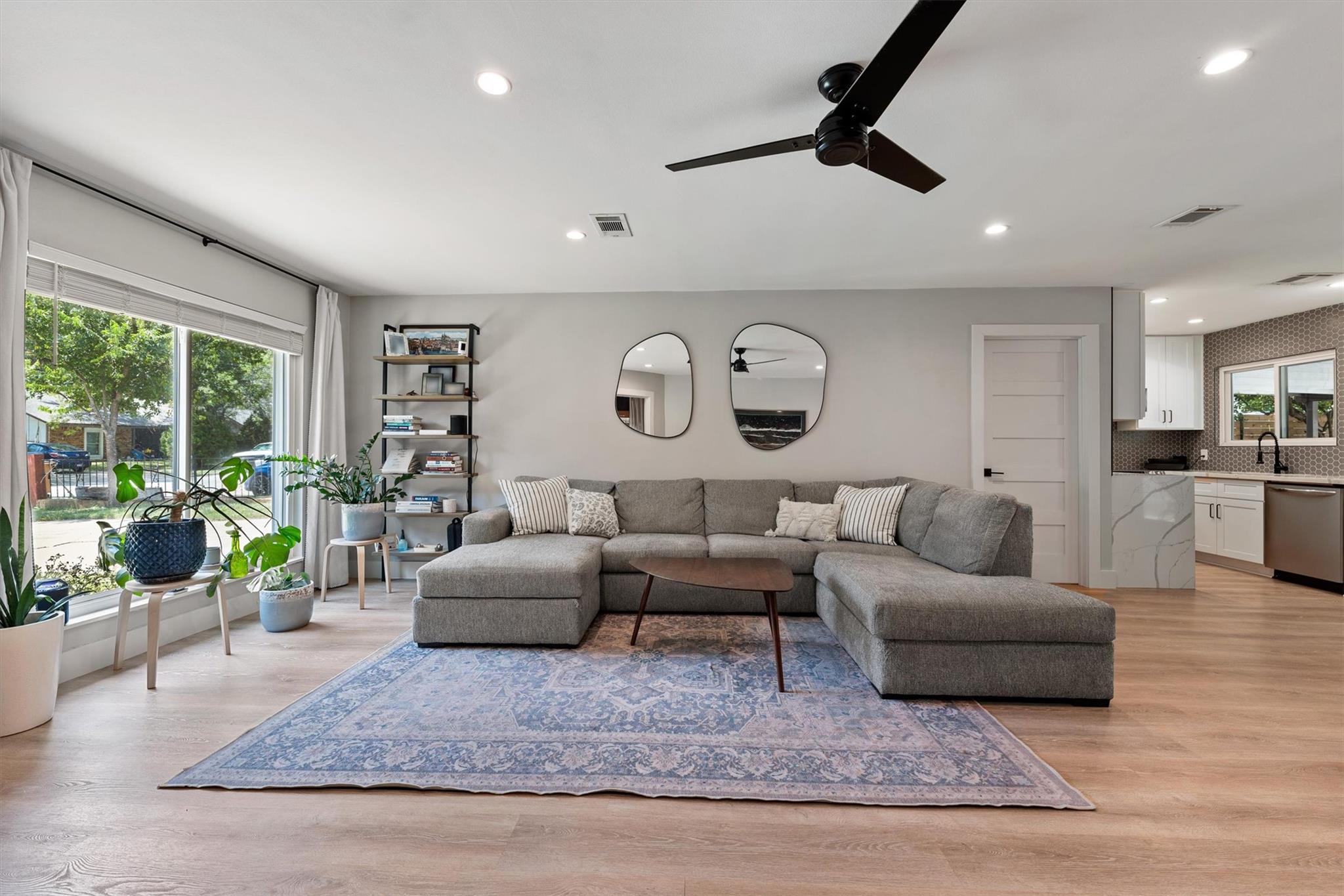 4412 Dovemeadow Dr, Austin, TX 78744