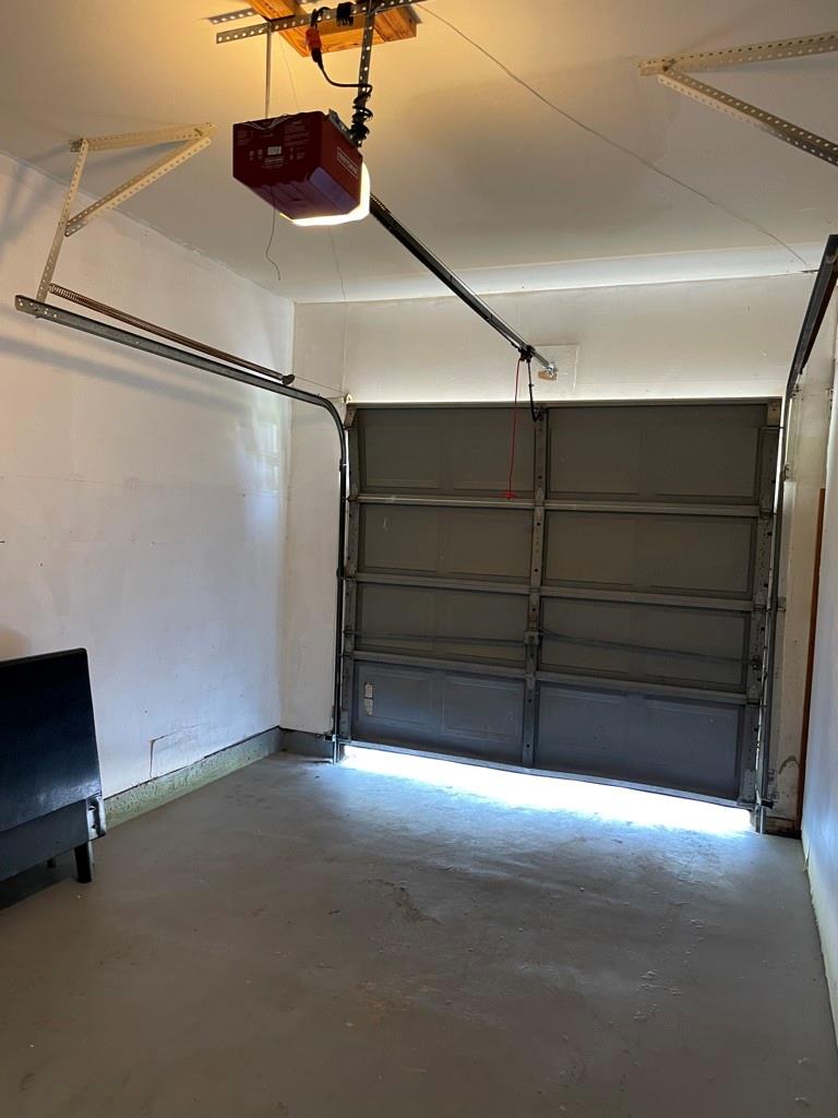 2108 Zephyr Ln, Round Rock, TX 78664