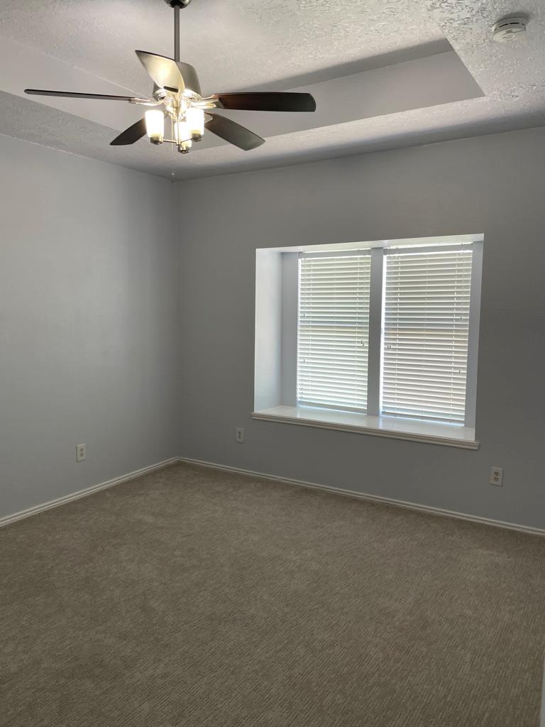 2108 Zephyr Ln, Round Rock, TX 78664