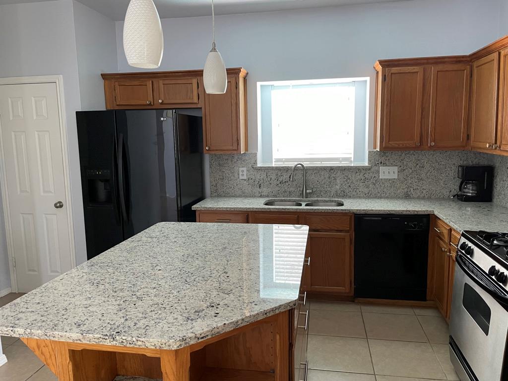 2108 Zephyr Ln, Round Rock, TX 78664