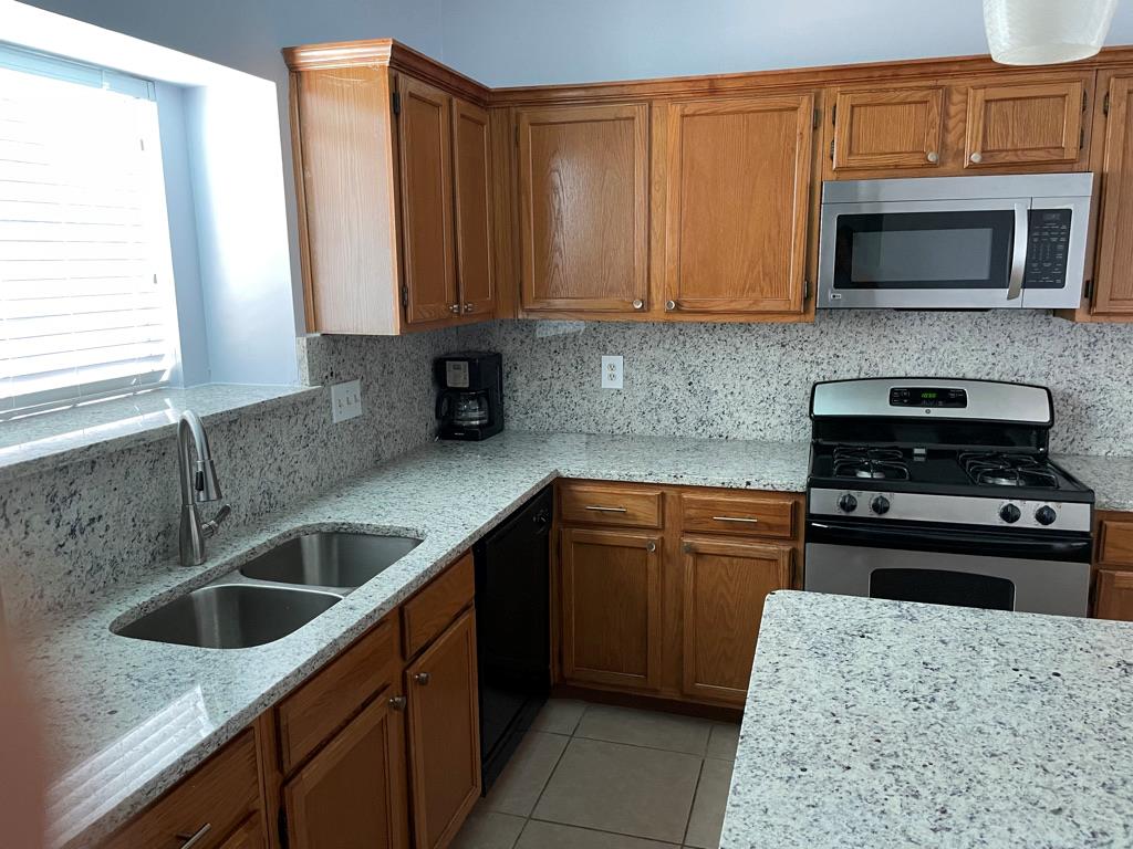 2108 Zephyr Ln, Round Rock, TX 78664