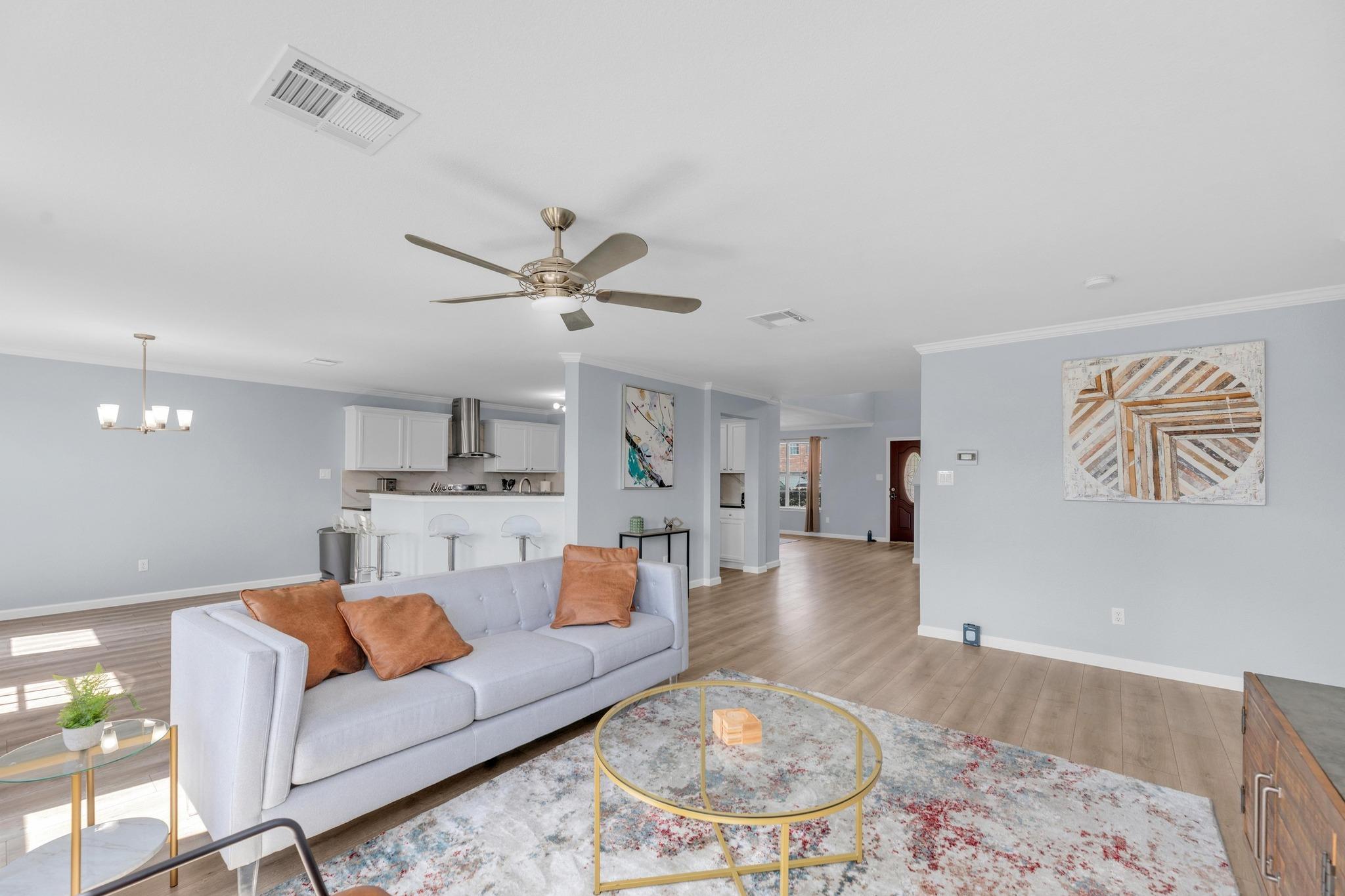 222 Herrera Trl, Hutto, TX 78634