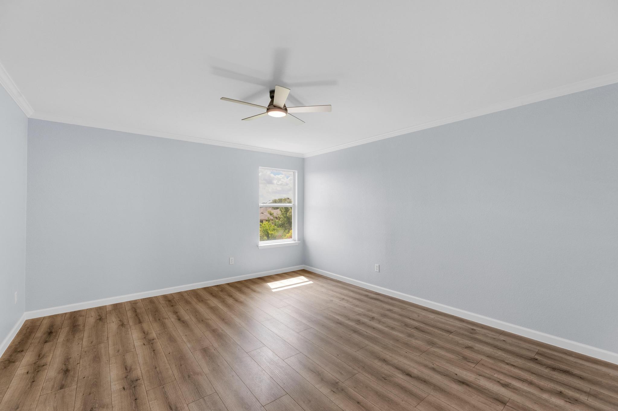 222 Herrera Trl, Hutto, TX 78634