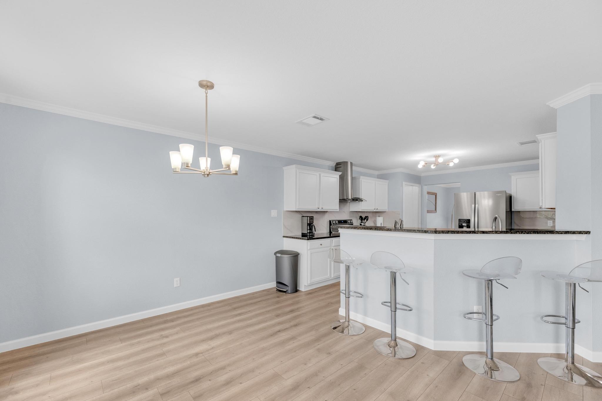 222 Herrera Trl, Hutto, TX 78634