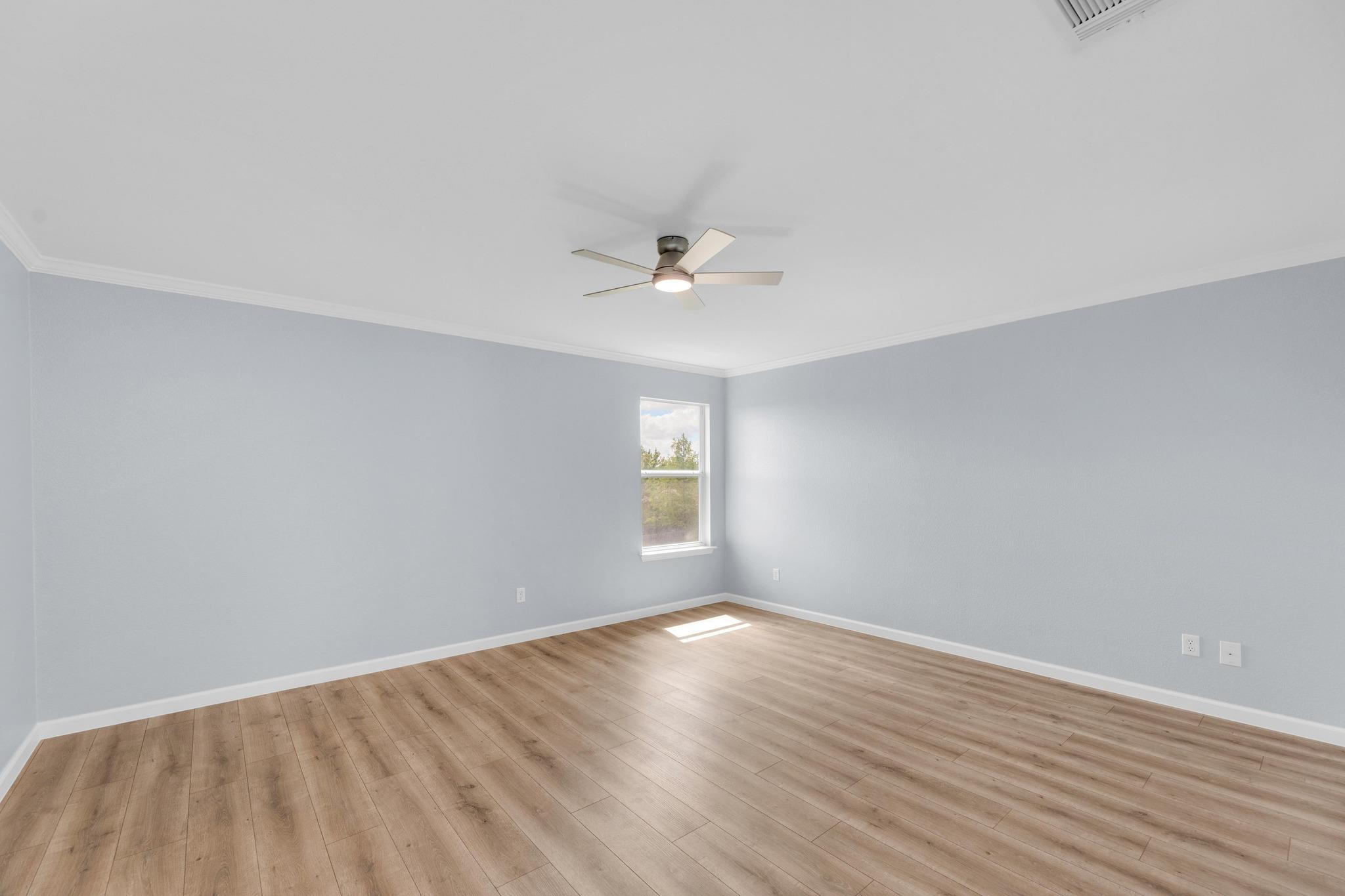 222 Herrera Trl, Hutto, TX 78634