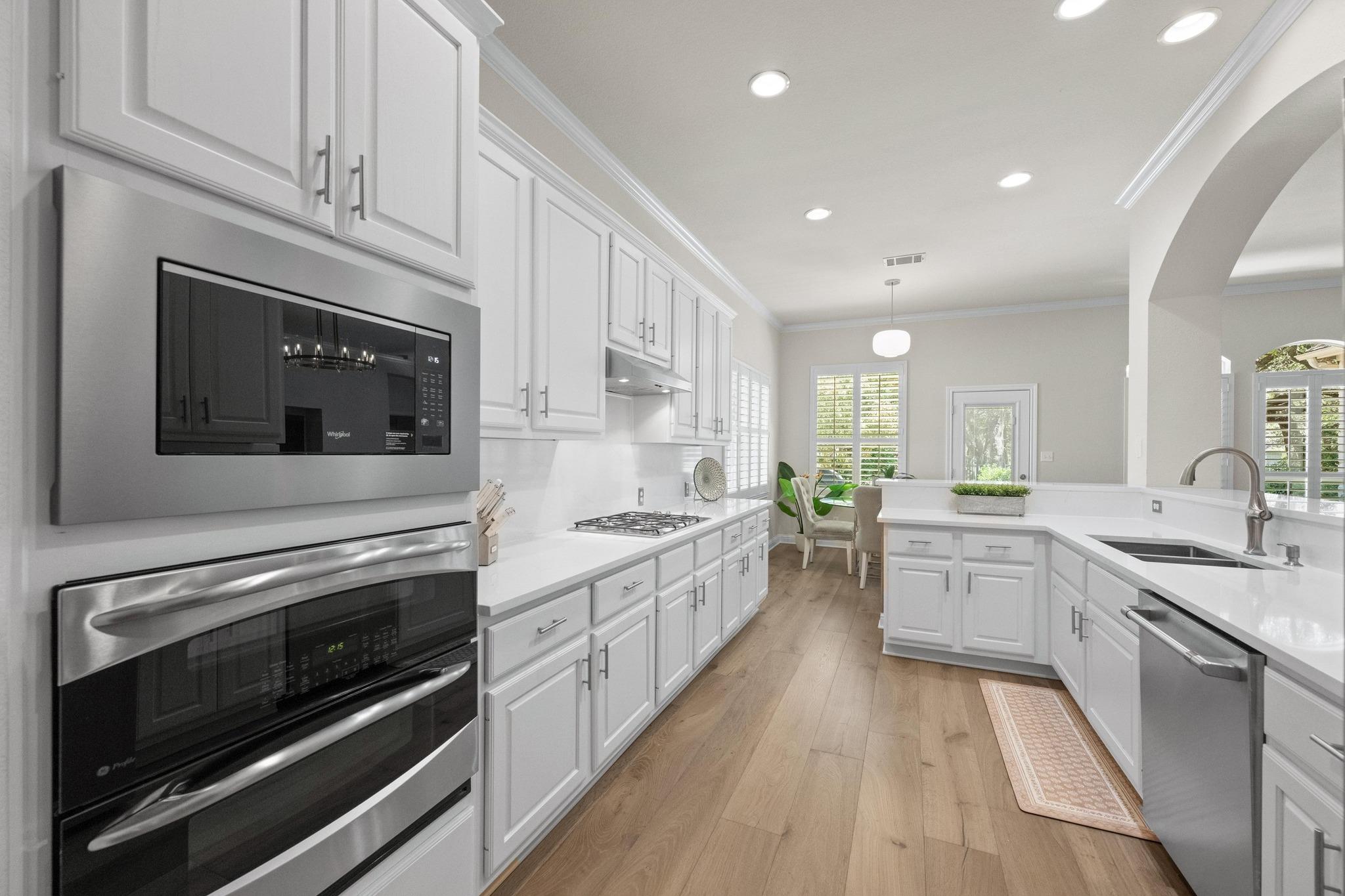 5000 Mission Oaks Blvd # 47, Austin, TX 78735