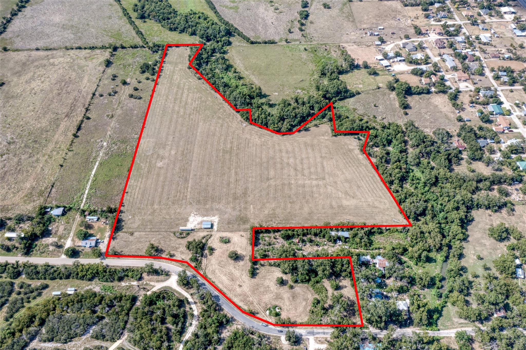 310 W Main St, Florence, TX 76527