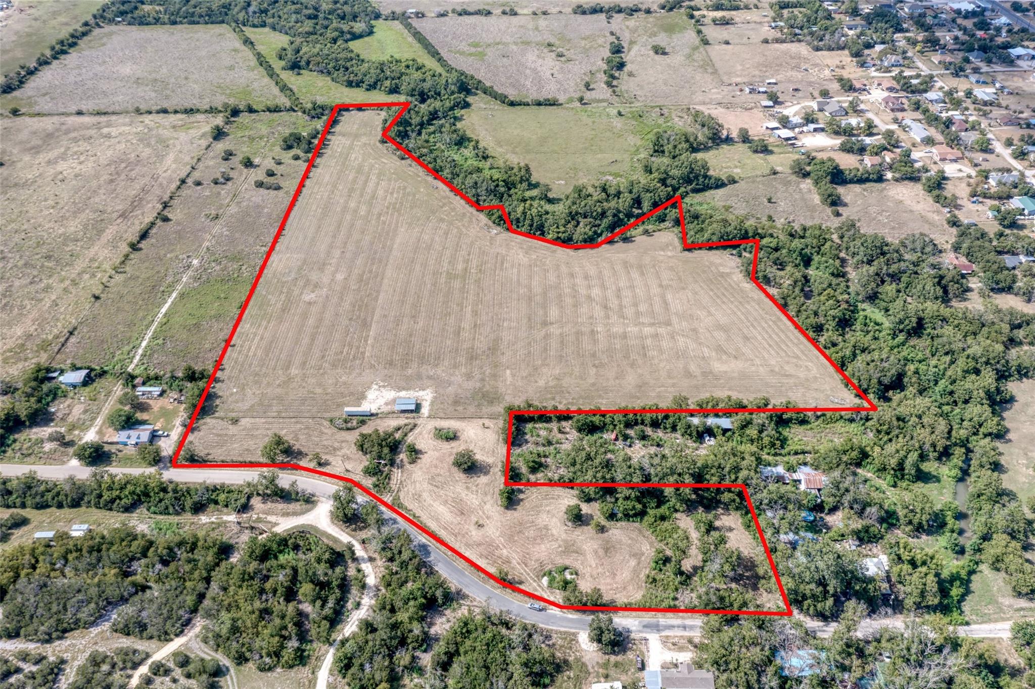 310 W Main St, Florence, TX 76527