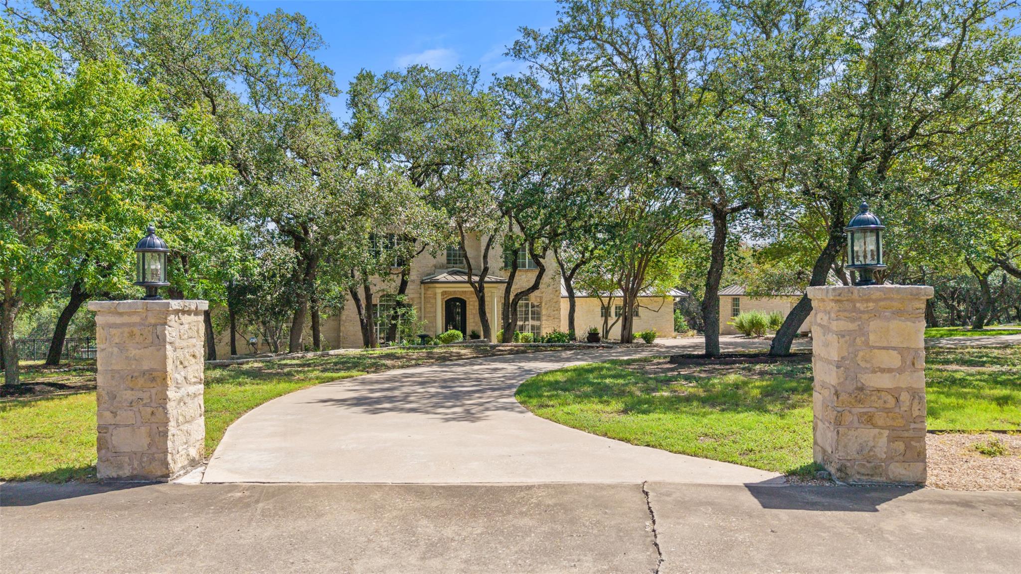 604 N River Hills Rd, Austin, TX 78733