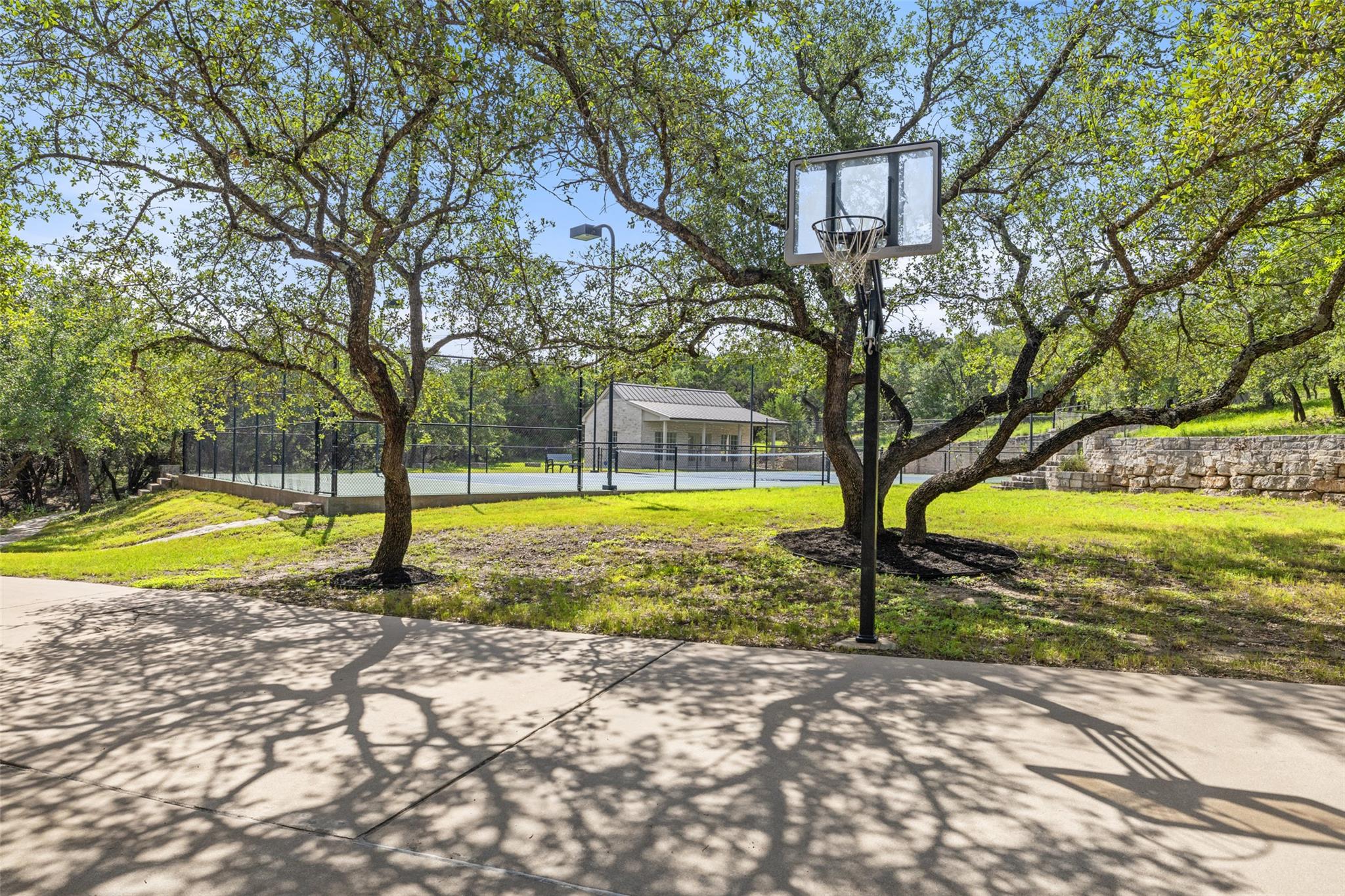 604 N River Hills Rd, Austin, TX 78733