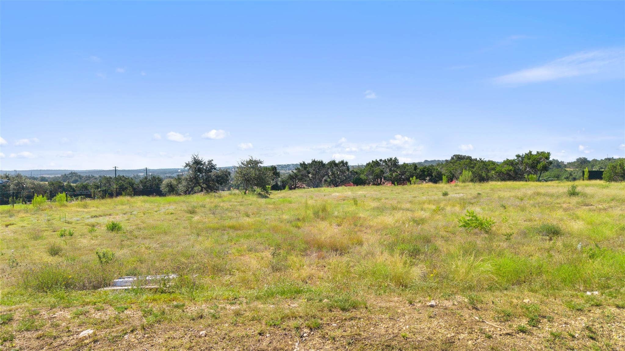 5913 Madrone Tree Ln, Austin, TX 78738