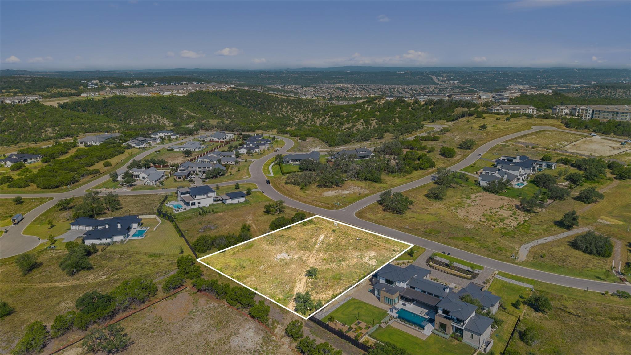 5913 Madrone Tree Ln, Austin, TX 78738