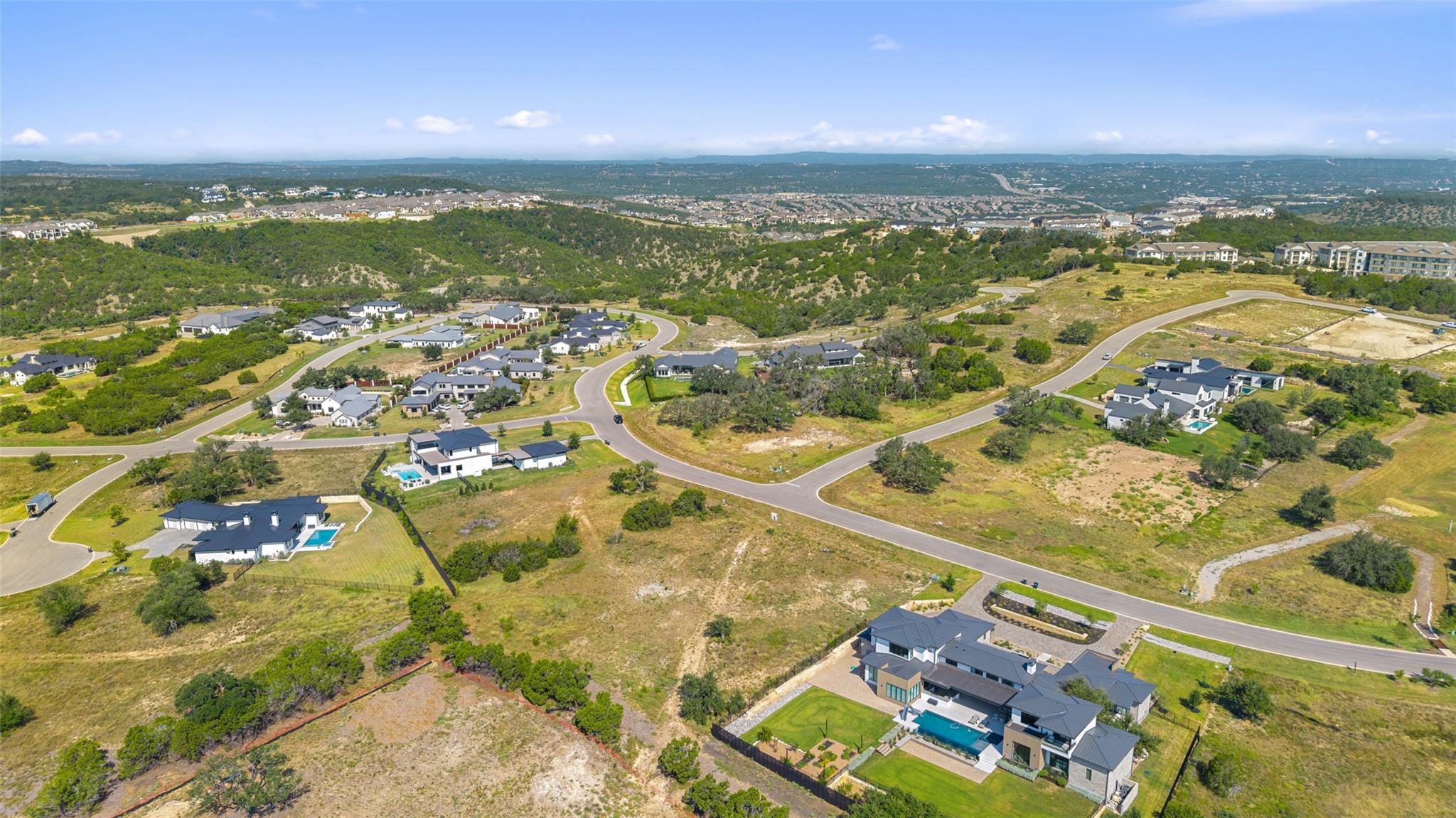 5913 Madrone Tree Ln, Austin, TX 78738