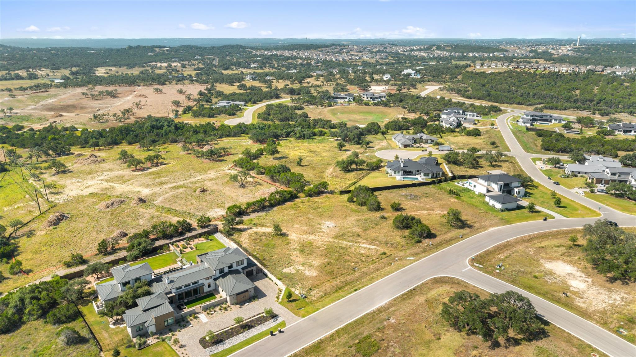 5913 Madrone Tree Ln, Austin, TX 78738