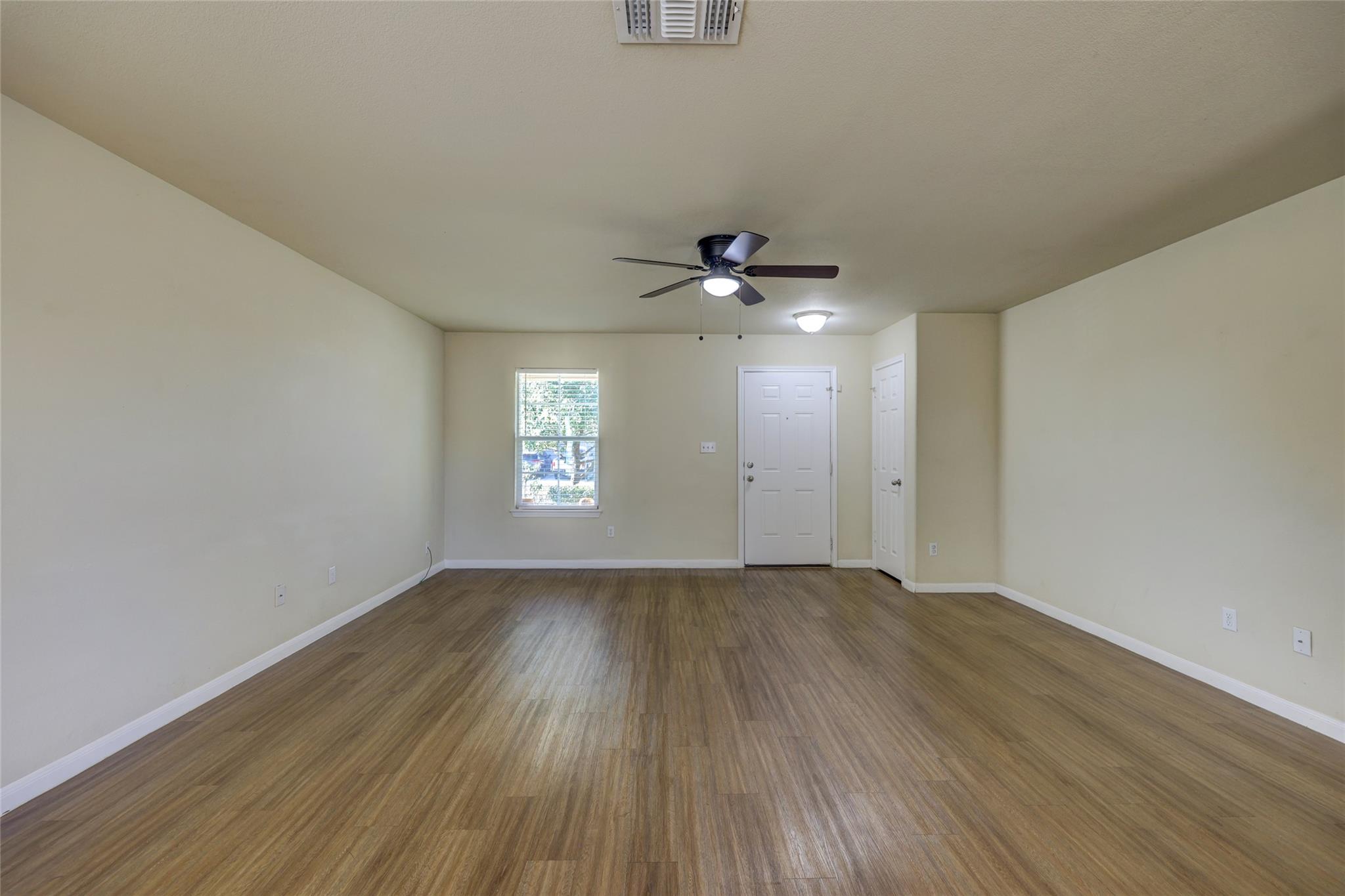 267 Voyager Cv, Kyle, TX 78640