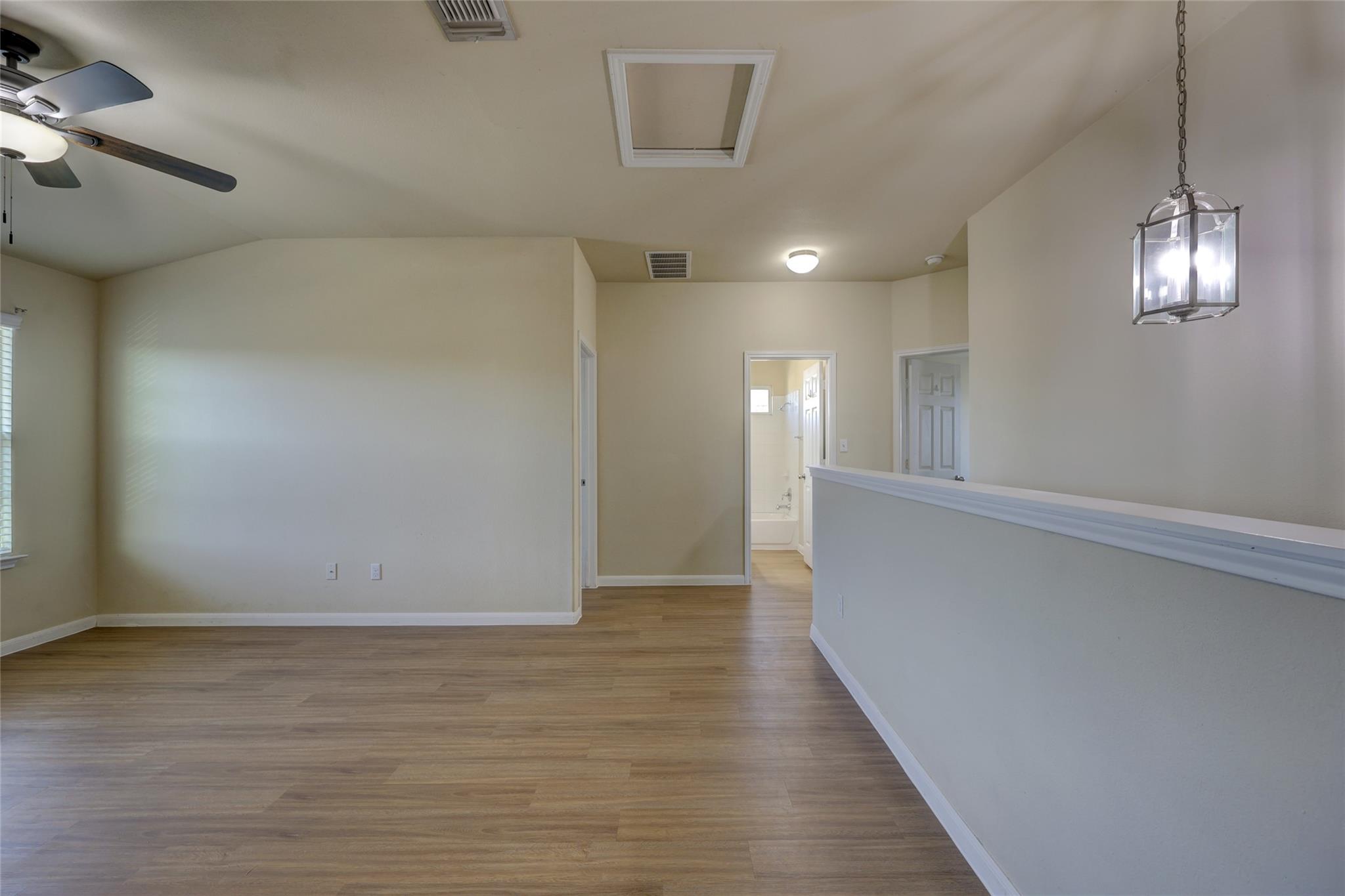 267 Voyager Cv, Kyle, TX 78640