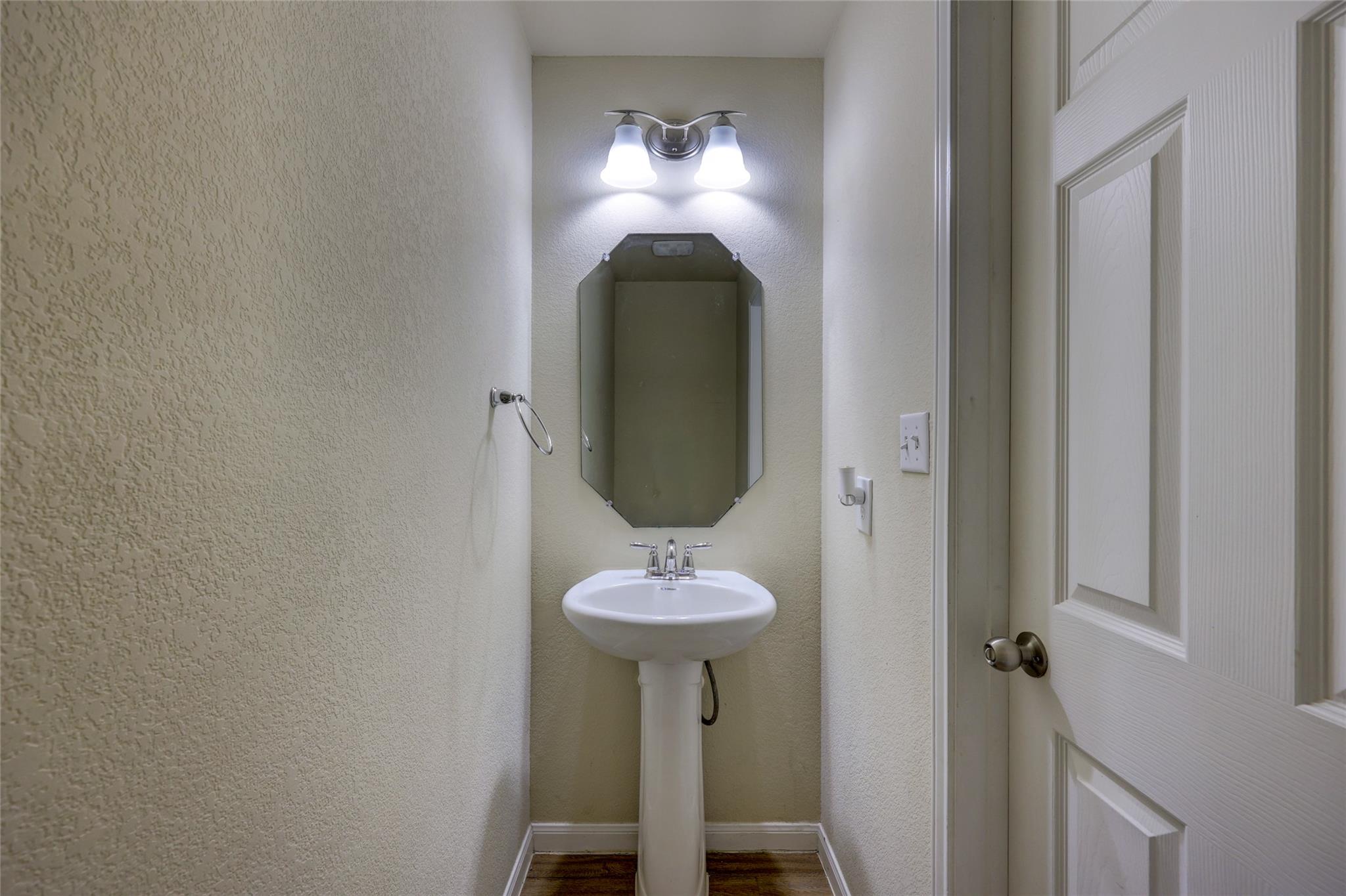 267 Voyager Cv, Kyle, TX 78640