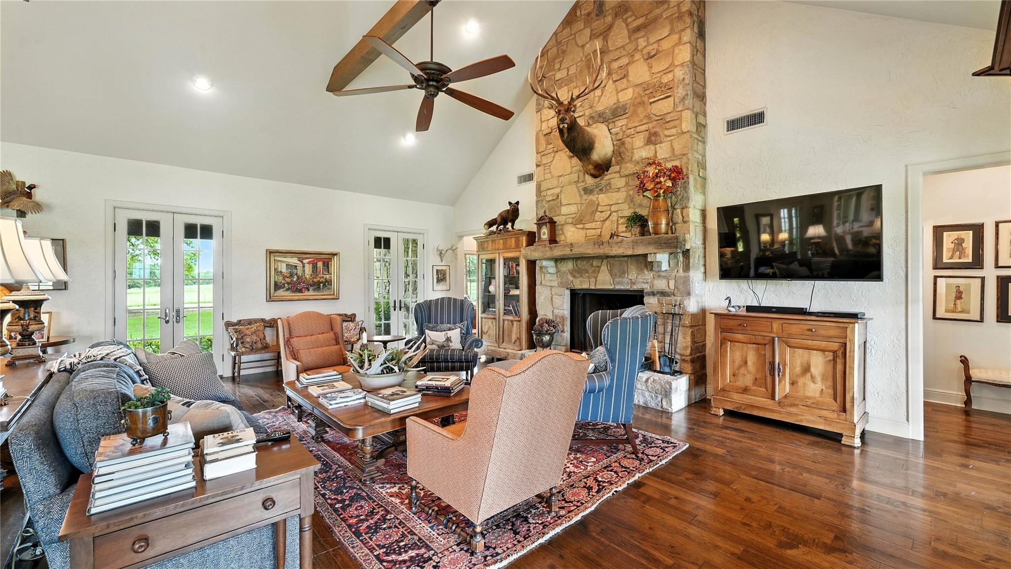 705 Antioch Rd, Paige, TX 78659