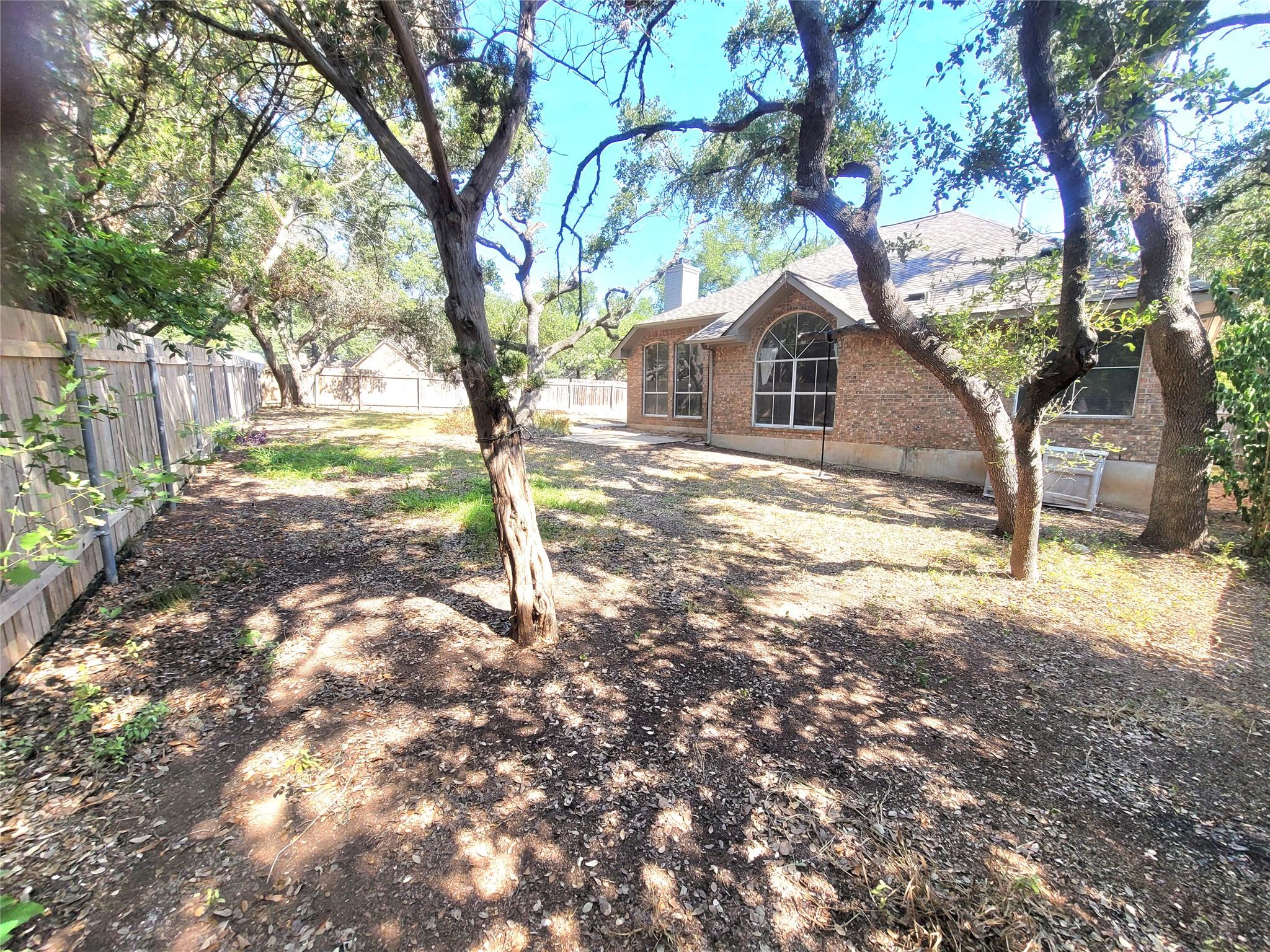 6405 Dunsmere Ct, Austin, TX 78749