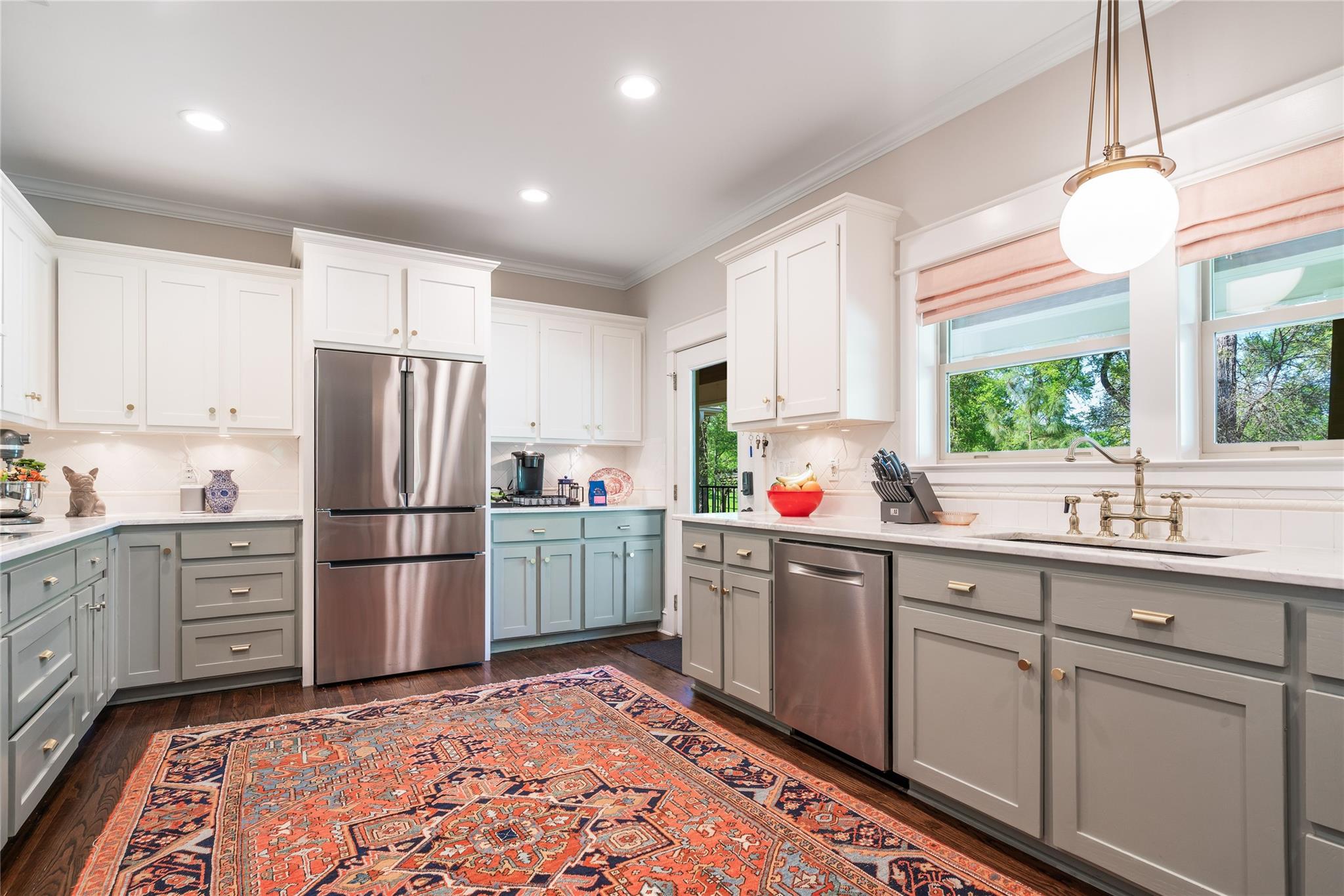 177 Colorado Dr, Cedar Creek, TX 78612