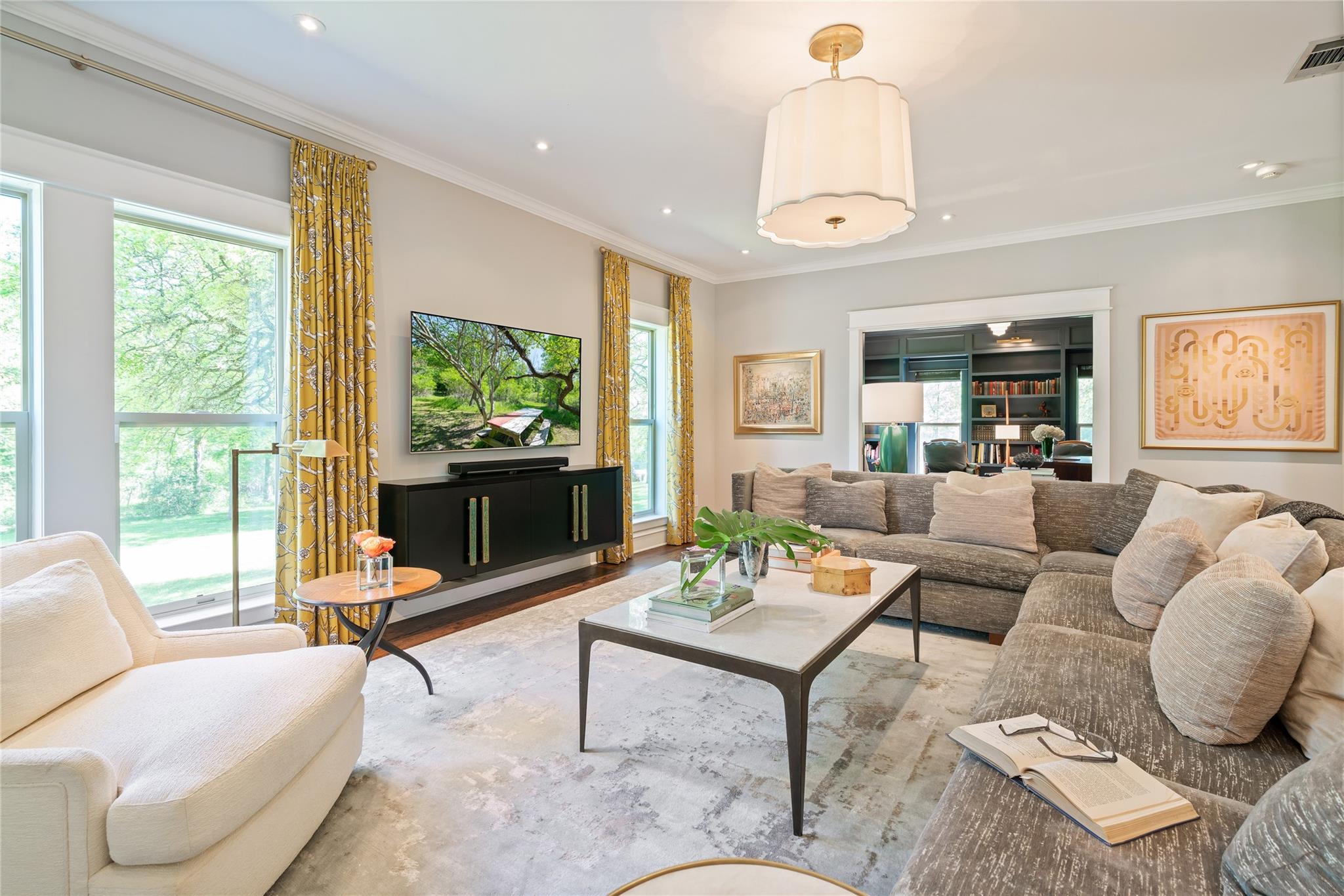 177 Colorado Dr, Cedar Creek, TX 78612