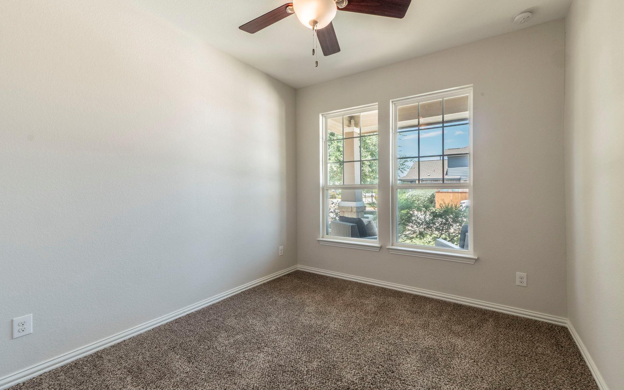 105 Penna Ln, Georgetown, TX 78628