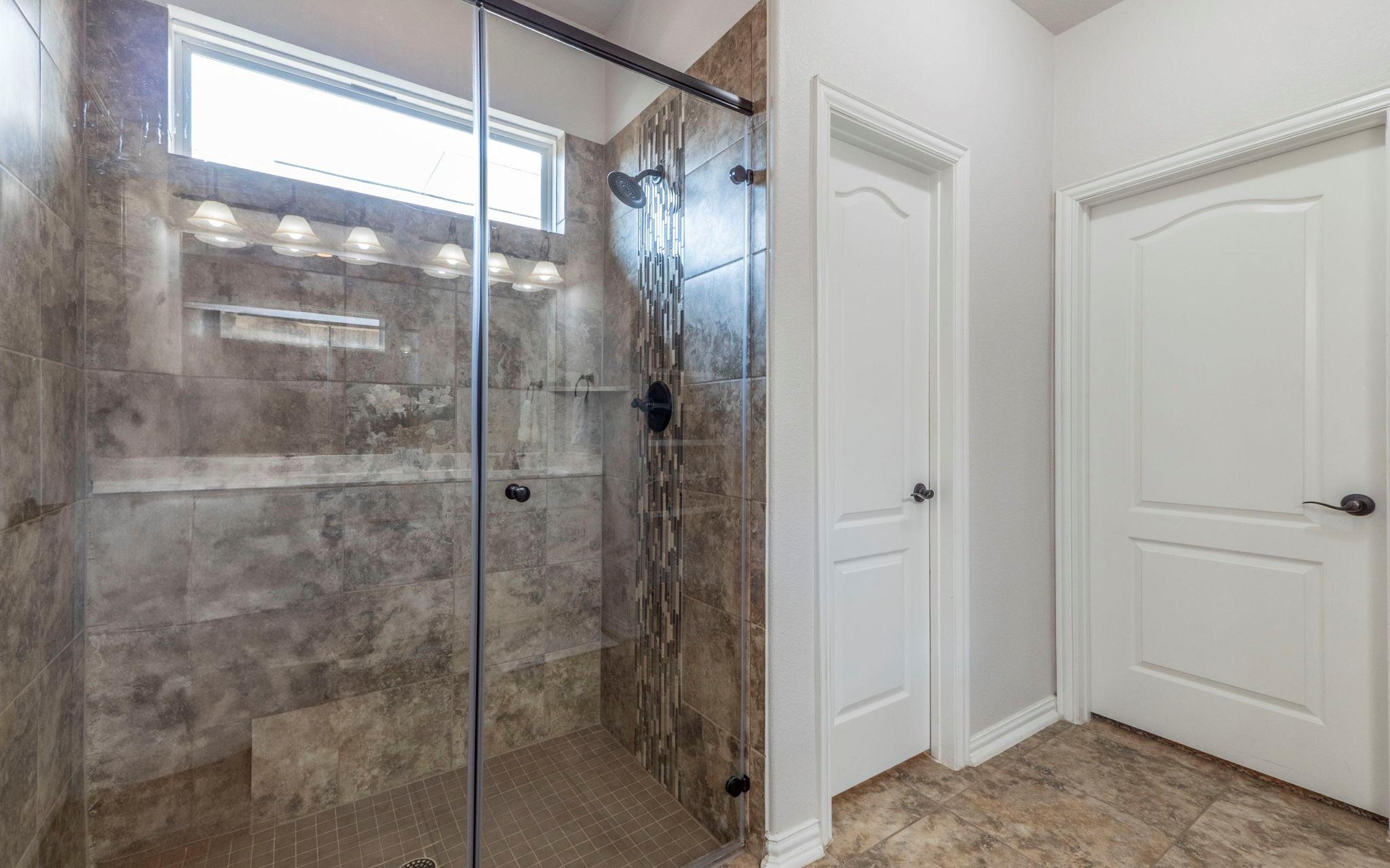 105 Penna Ln, Georgetown, TX 78628